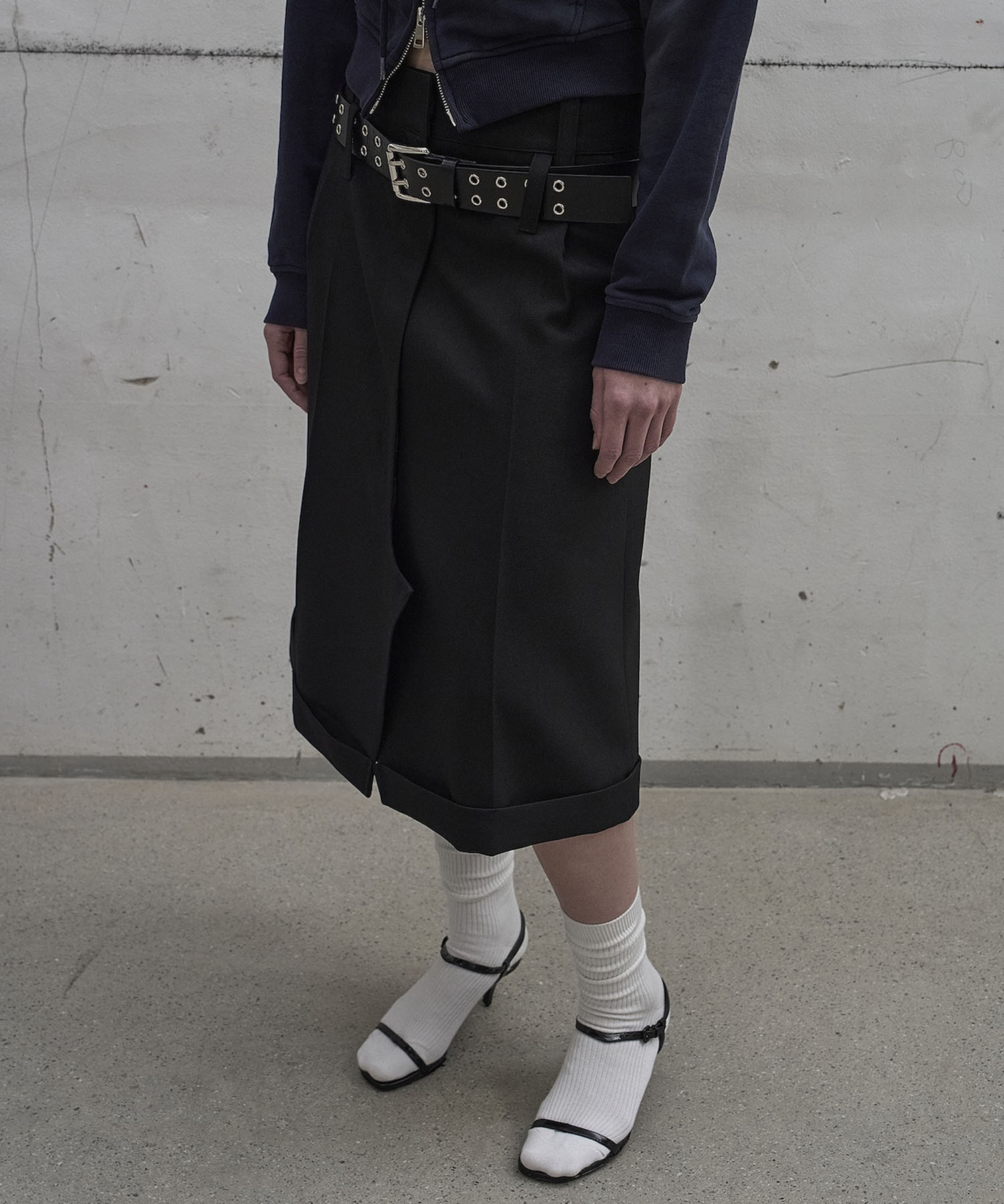 DOUBLE EYELET LEATHER BELT