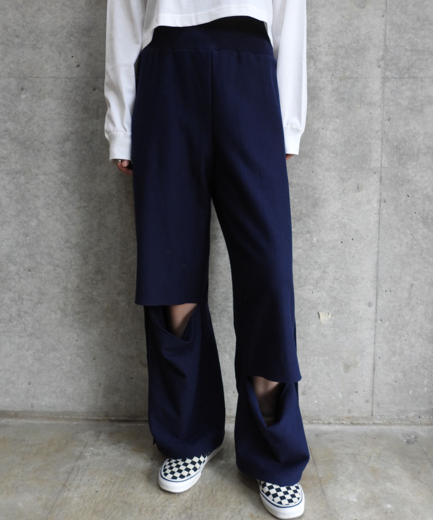 Side Row Edge Slit Pants