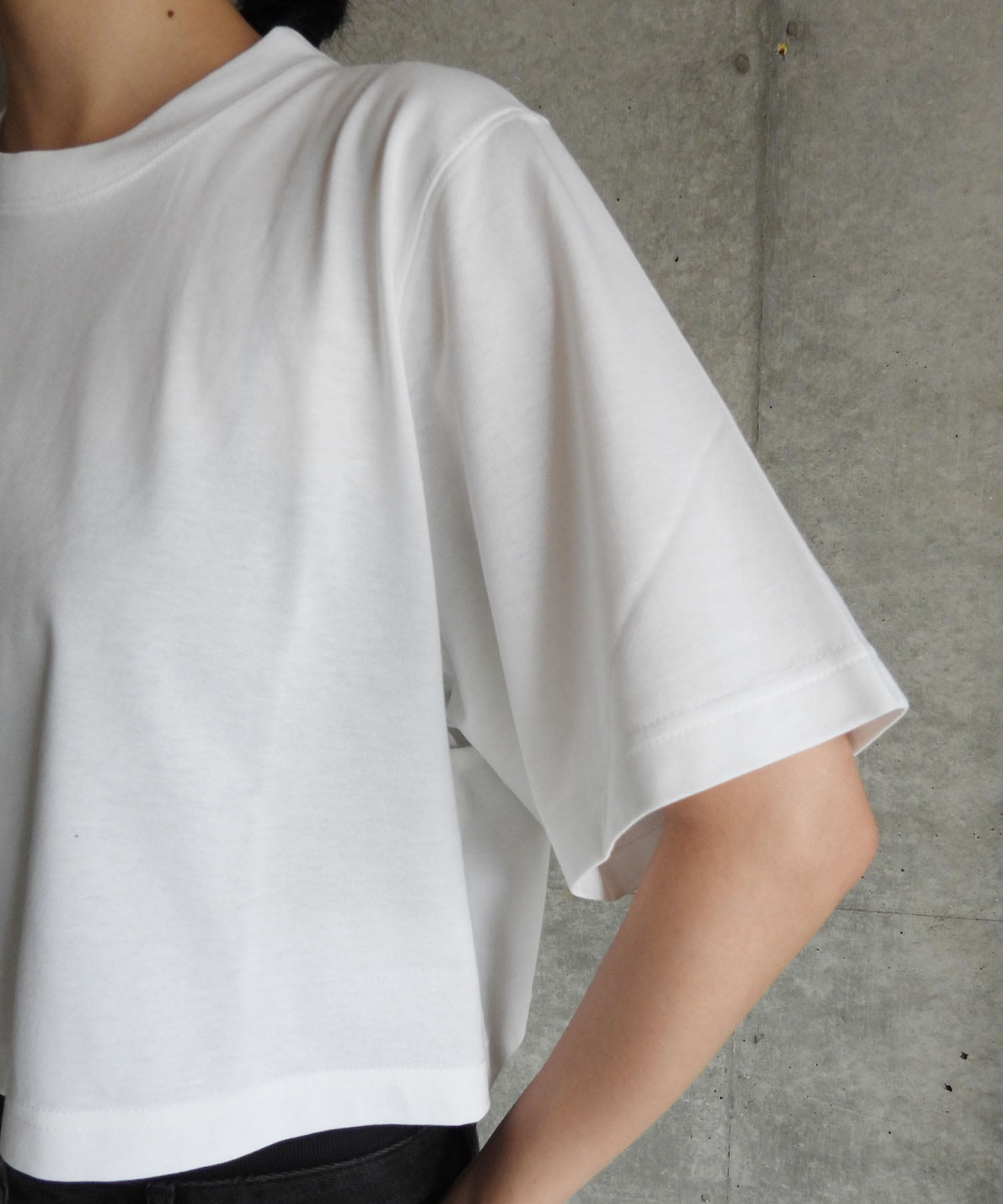 H/S Cut Out Tee