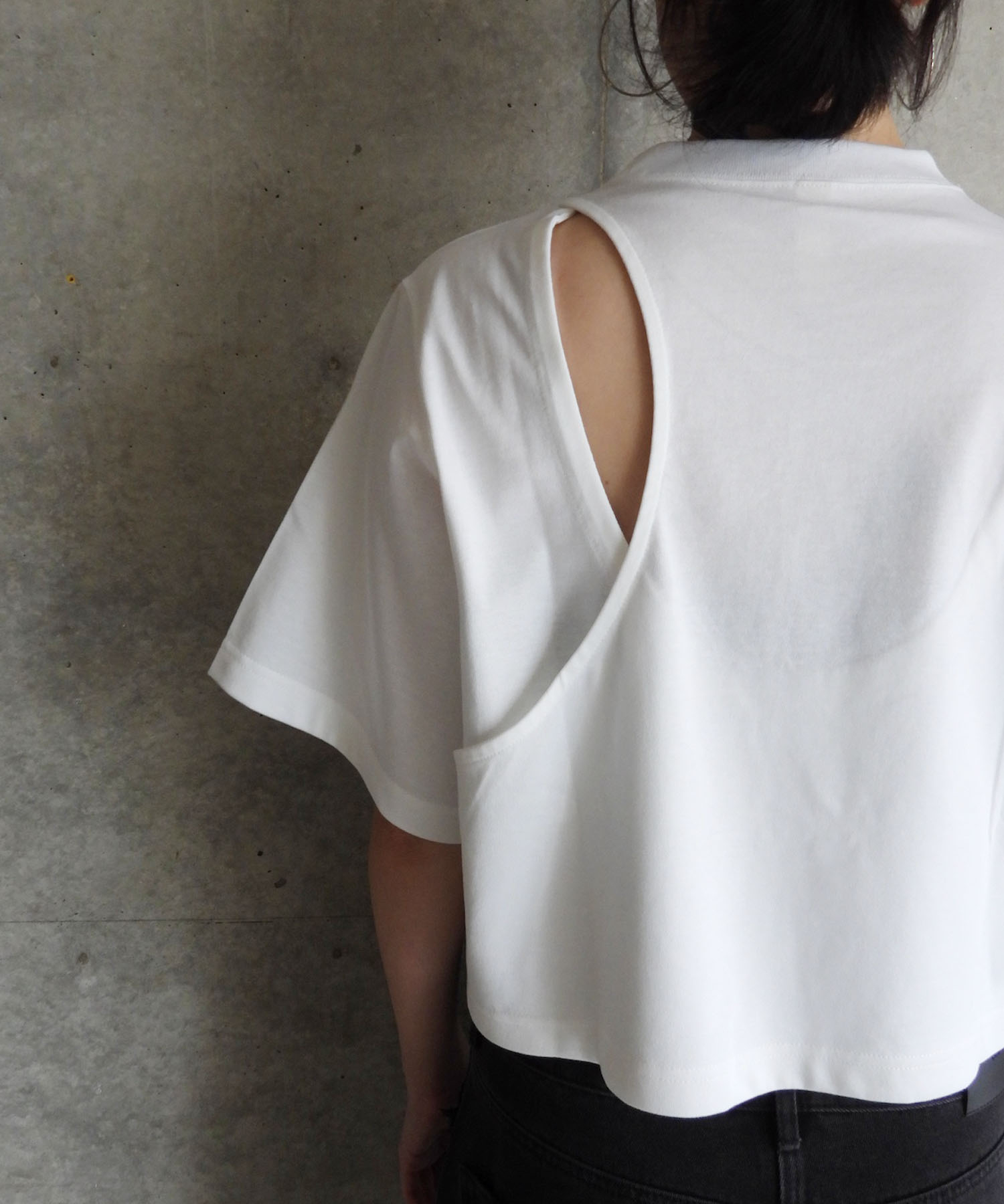 H/S Cut Out Tee