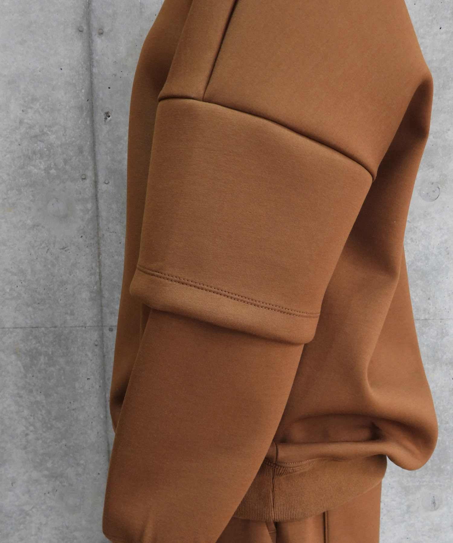 Sweat Double Sleeve top