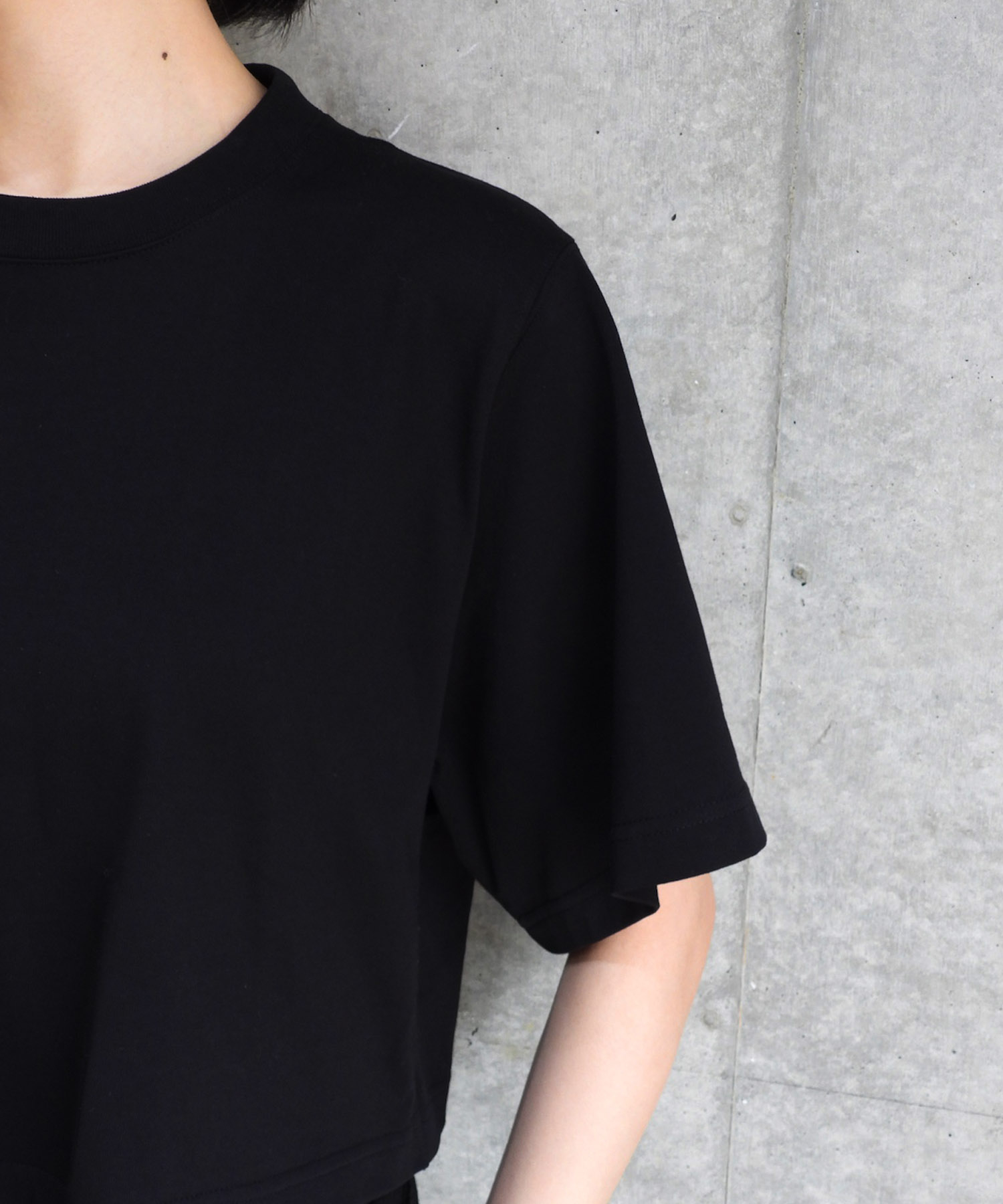 H/S Cut Out Tee