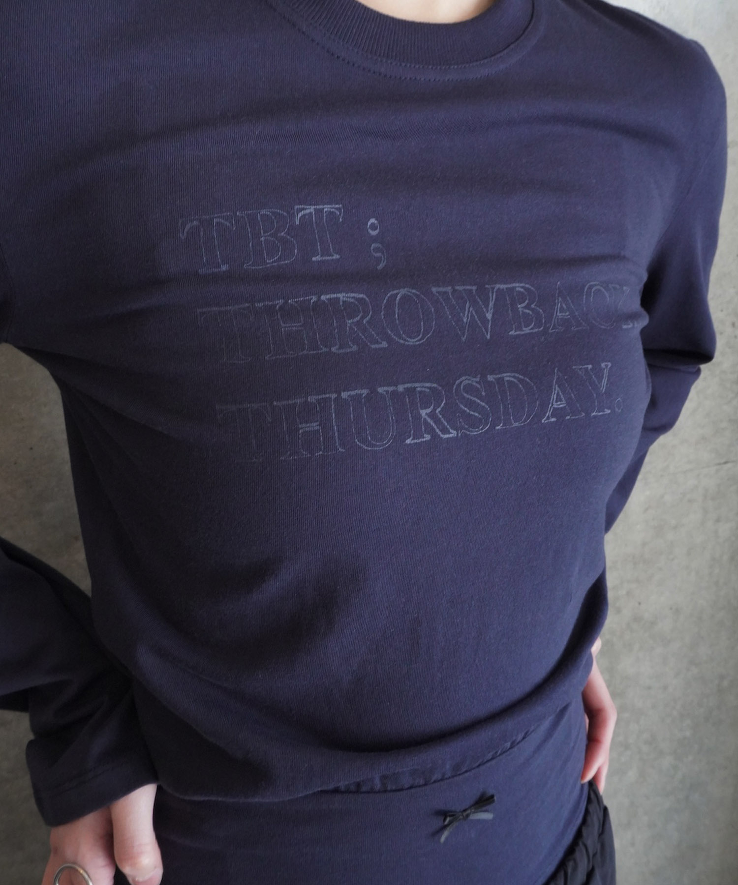 LONG-SLEEVE BODYSUIT