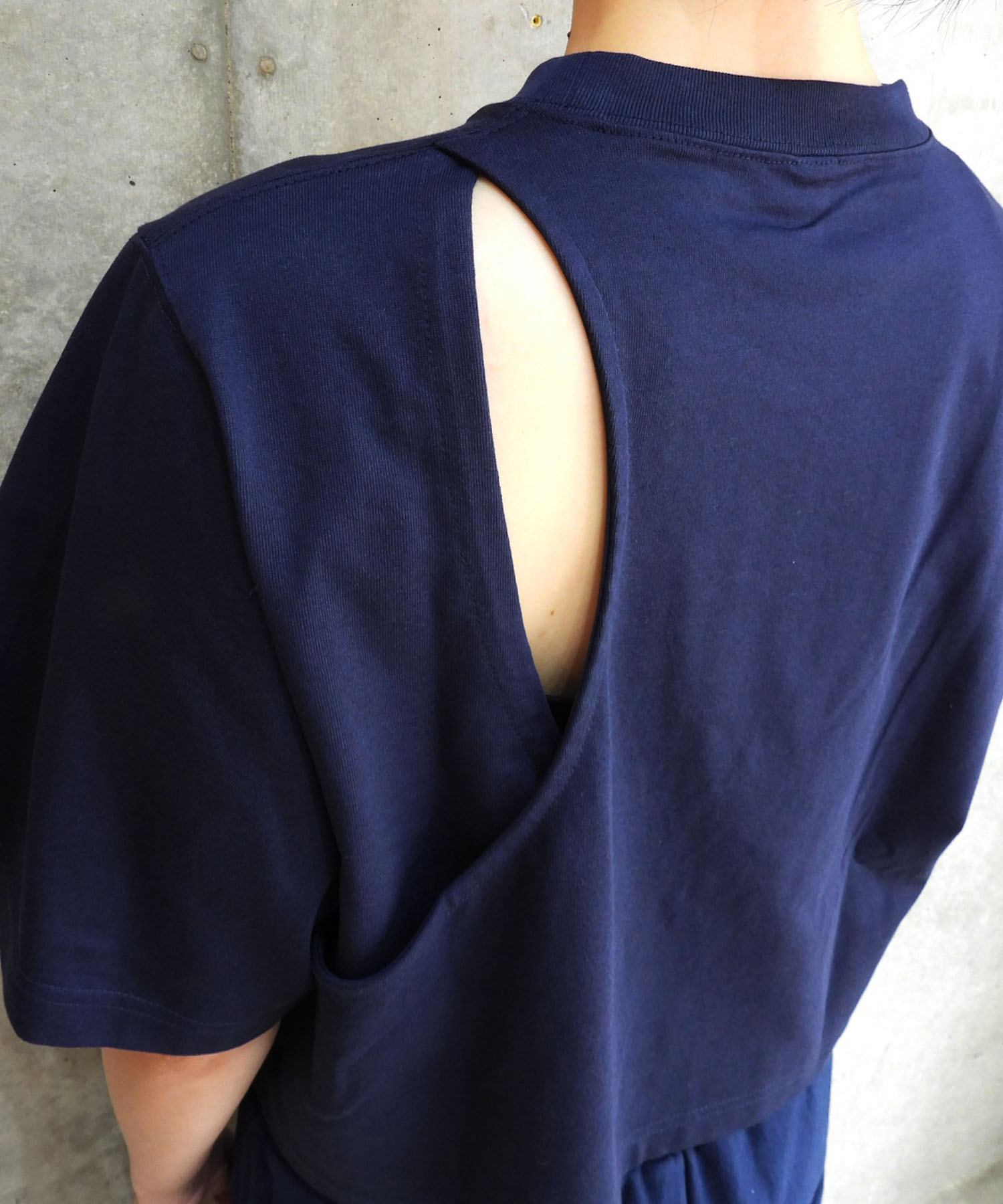 H/S Cut Out Tee