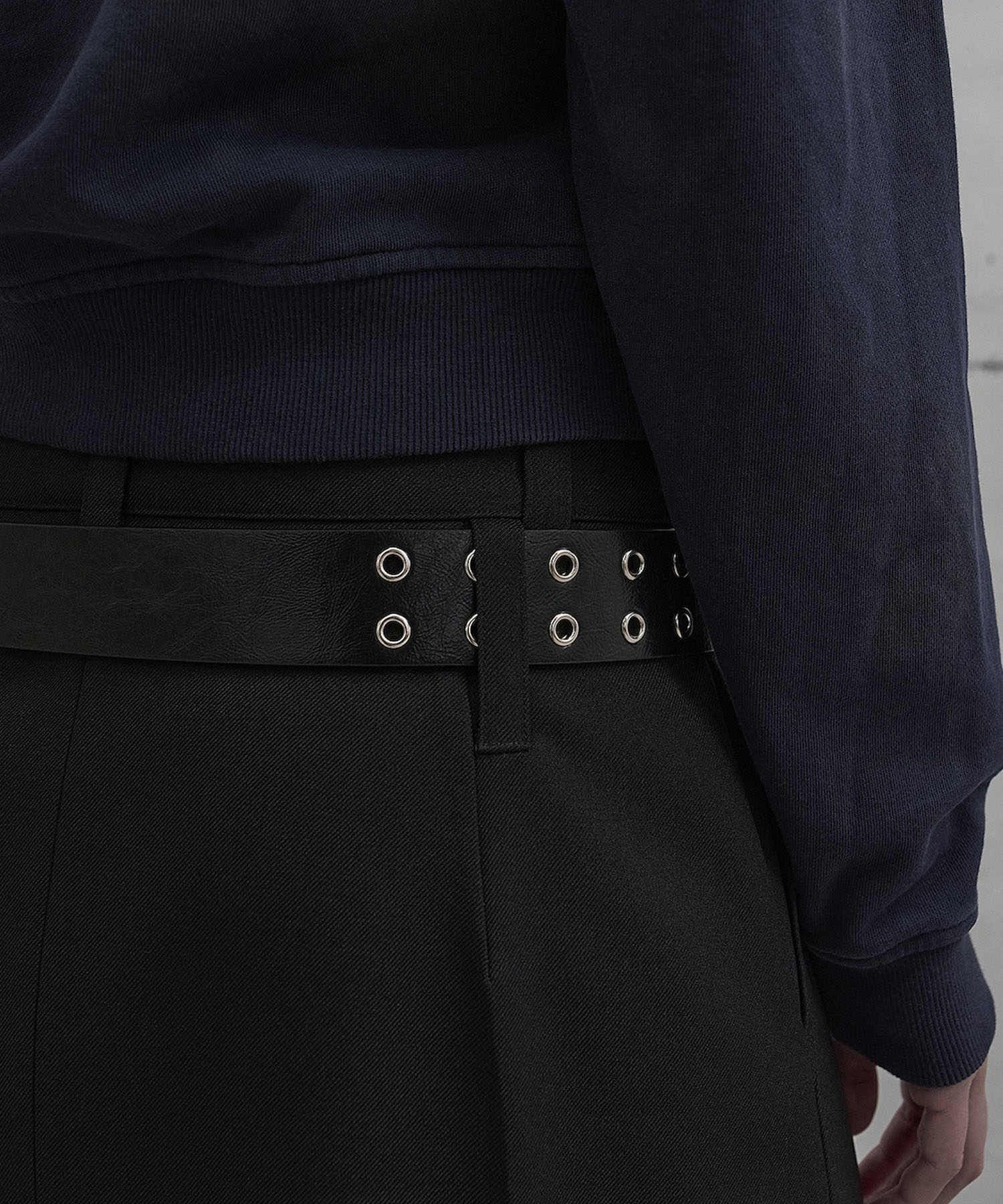 DOUBLE EYELET LEATHER BELT