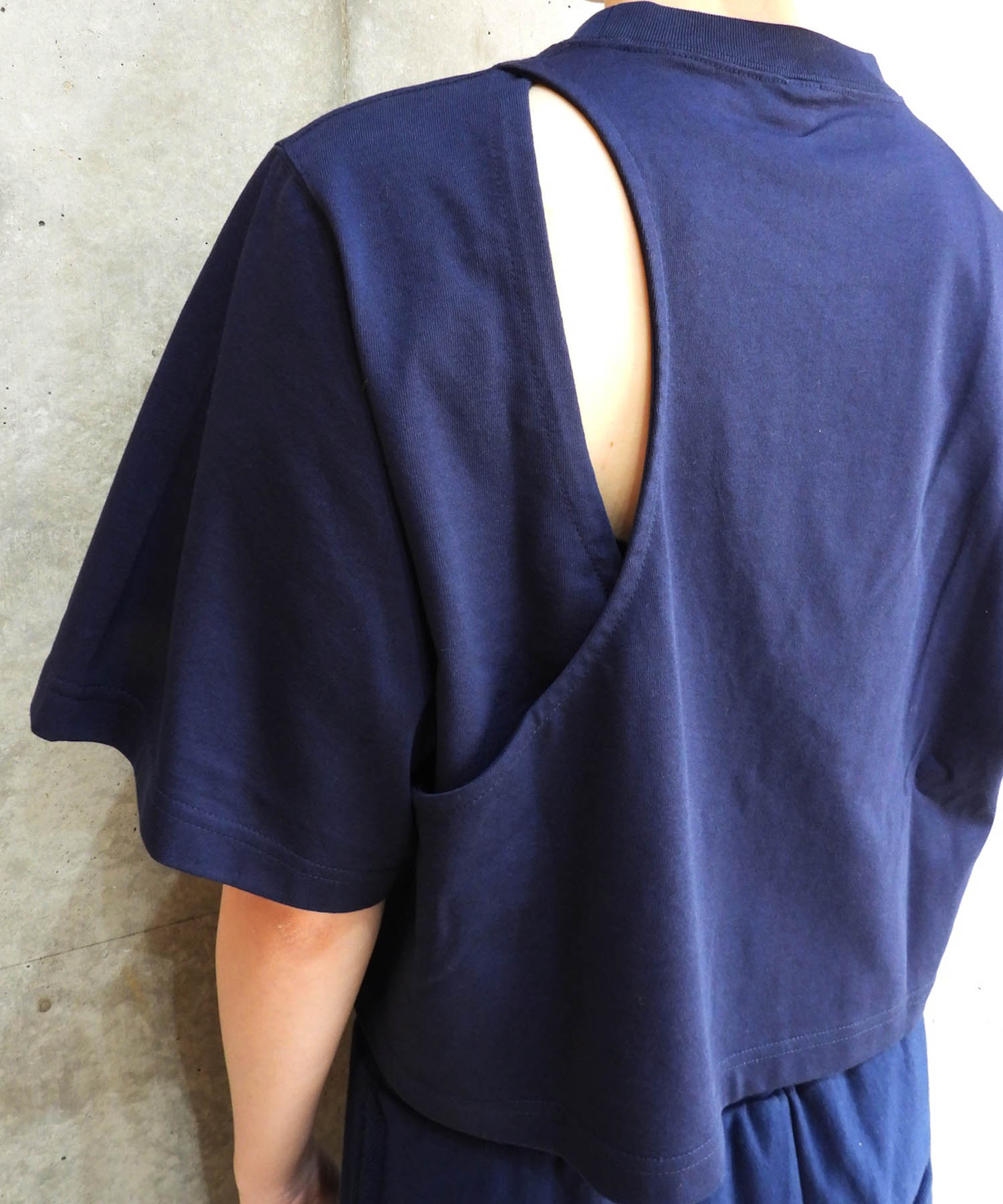 H/S Cut Out Tee