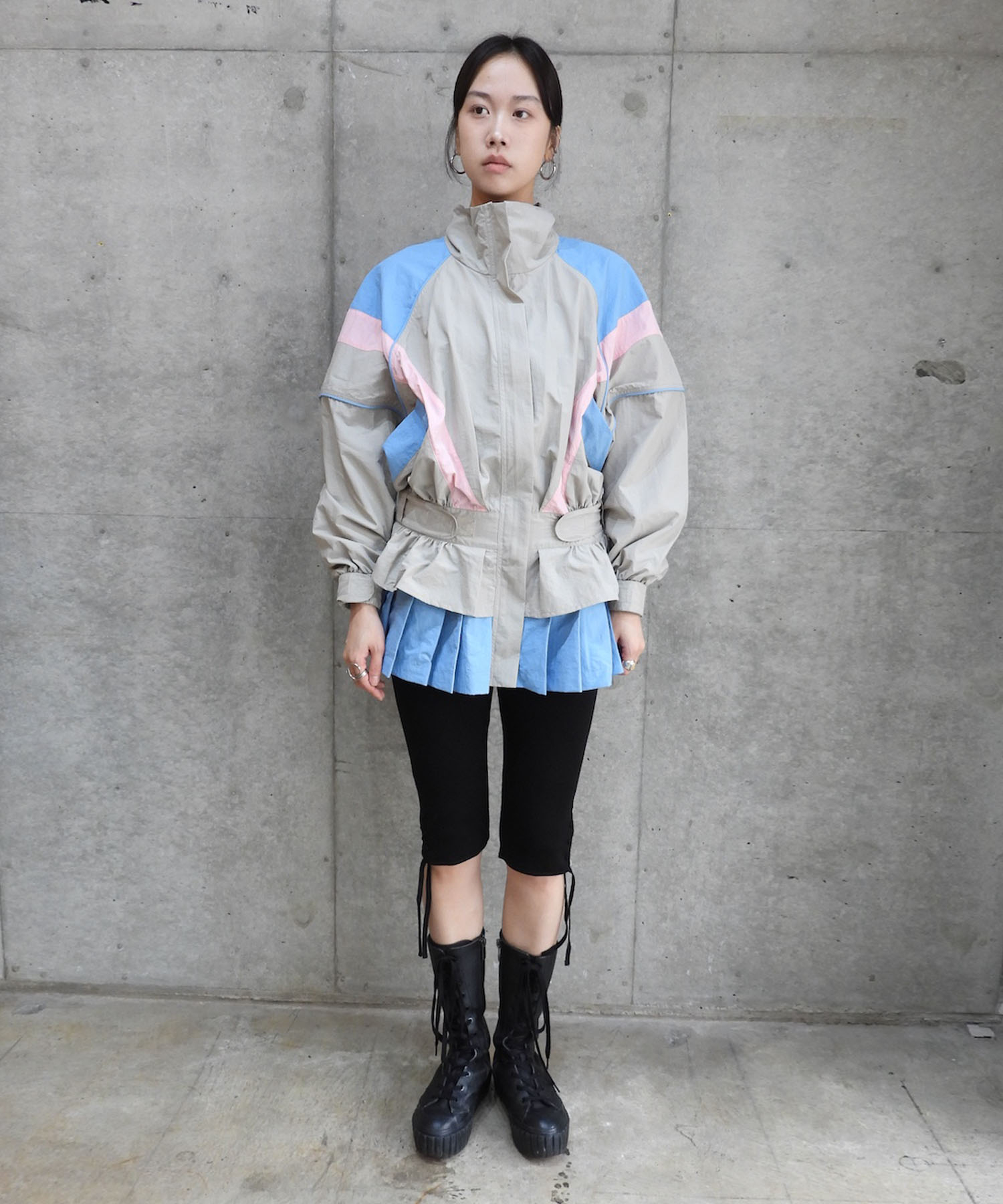 GREY SHORT WINDBREAKER DRESS