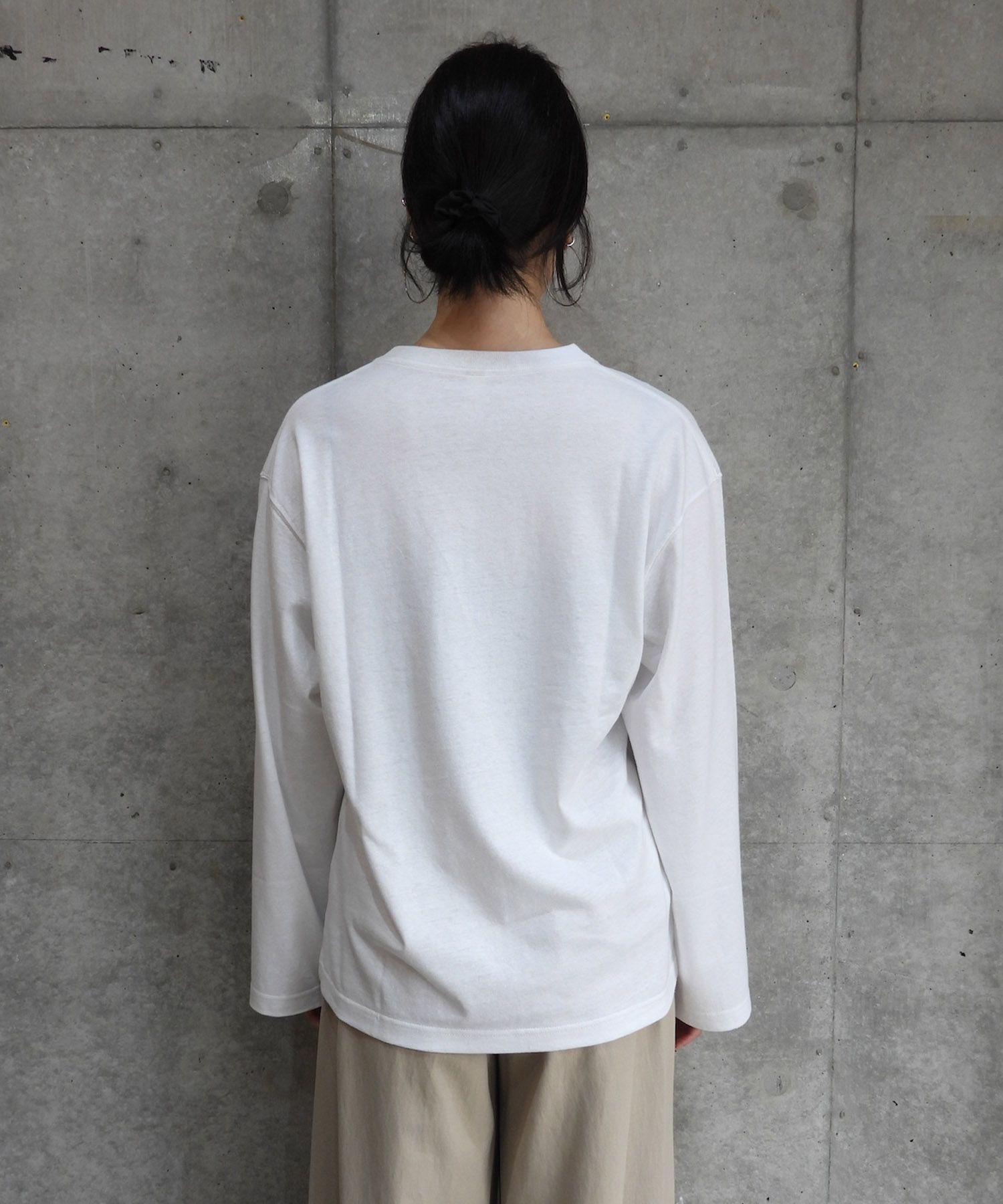V-neck Long Sleeve Tee