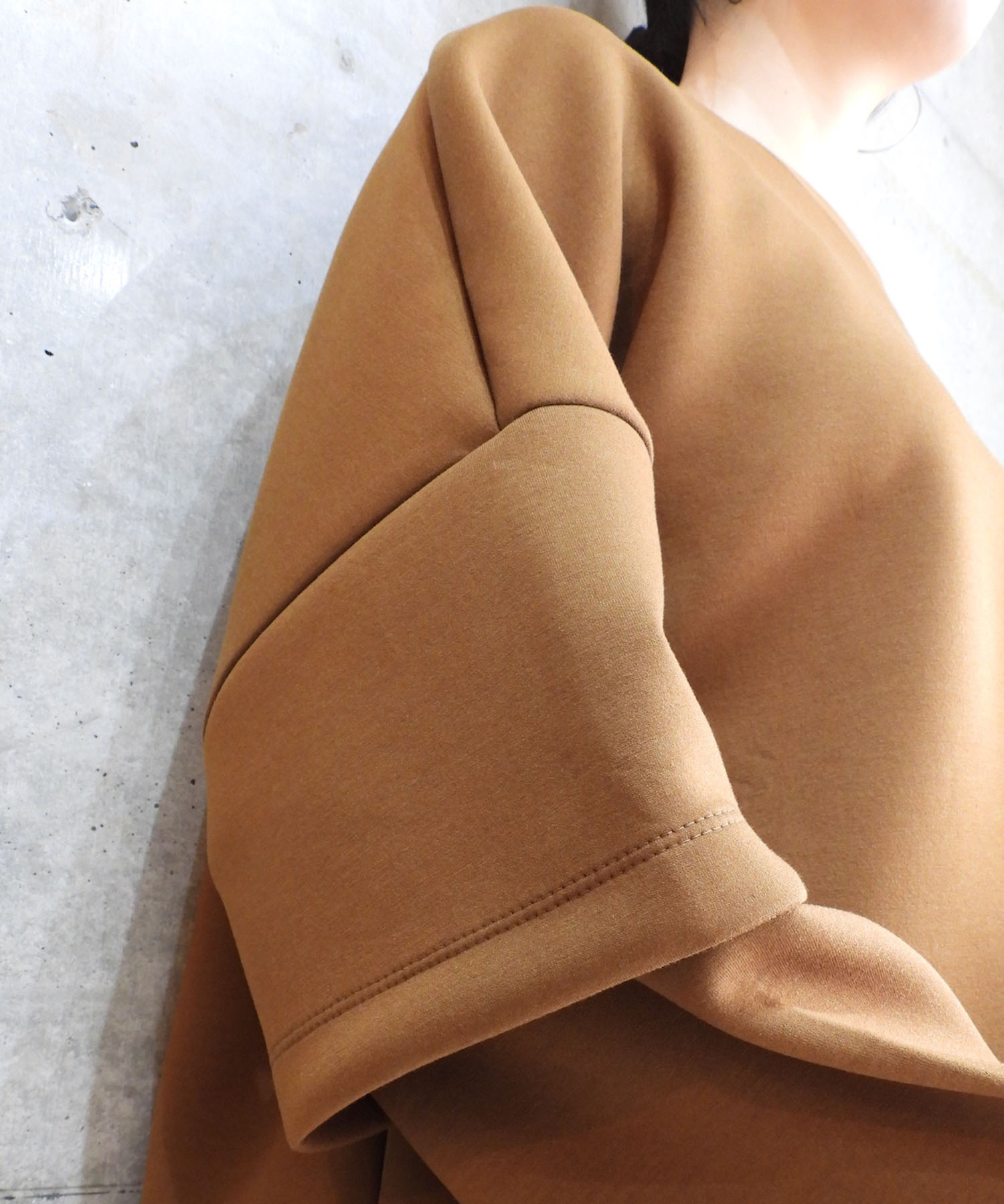 Sweat Double Sleeve top