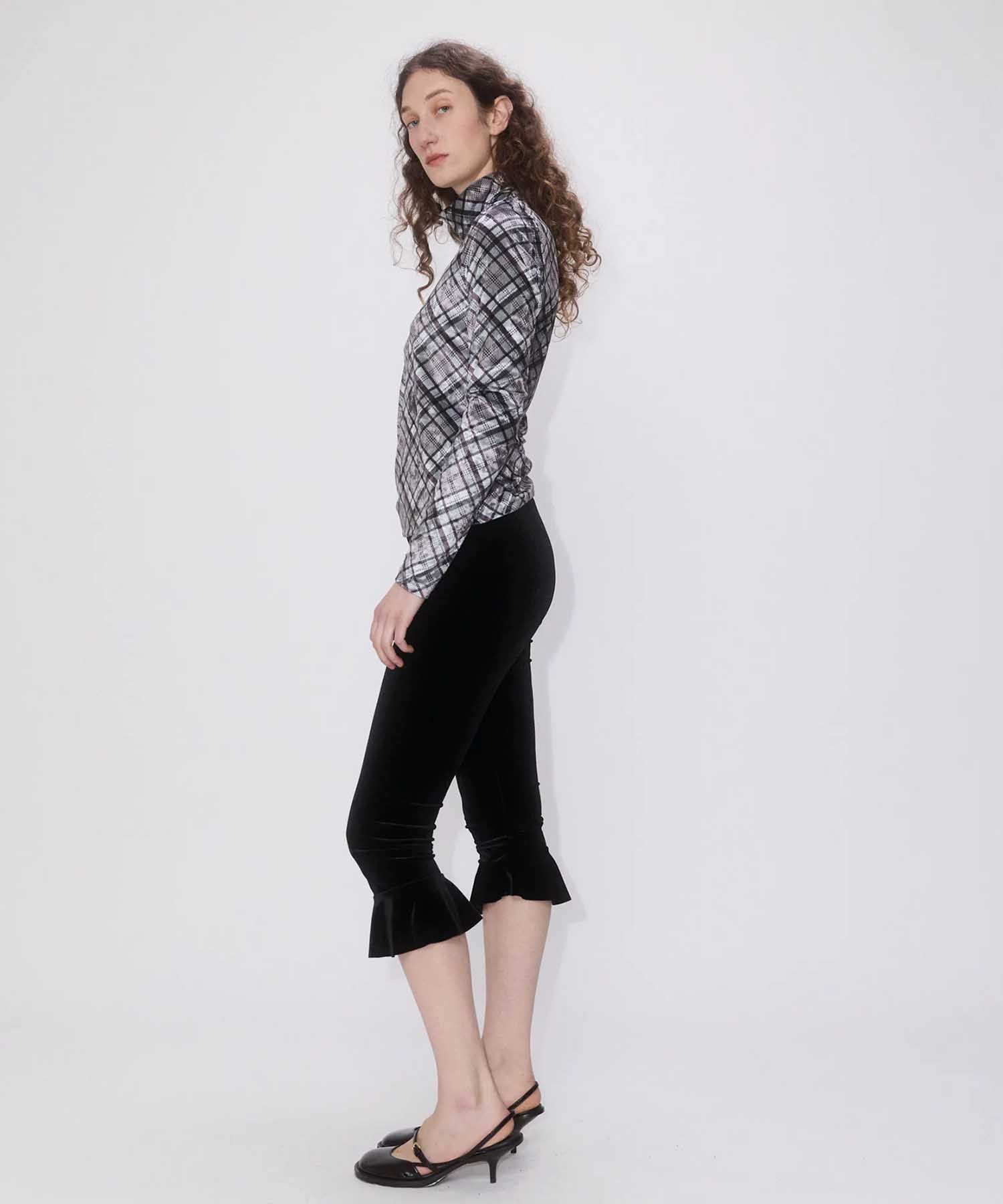 Velvet Volant Capri Pants