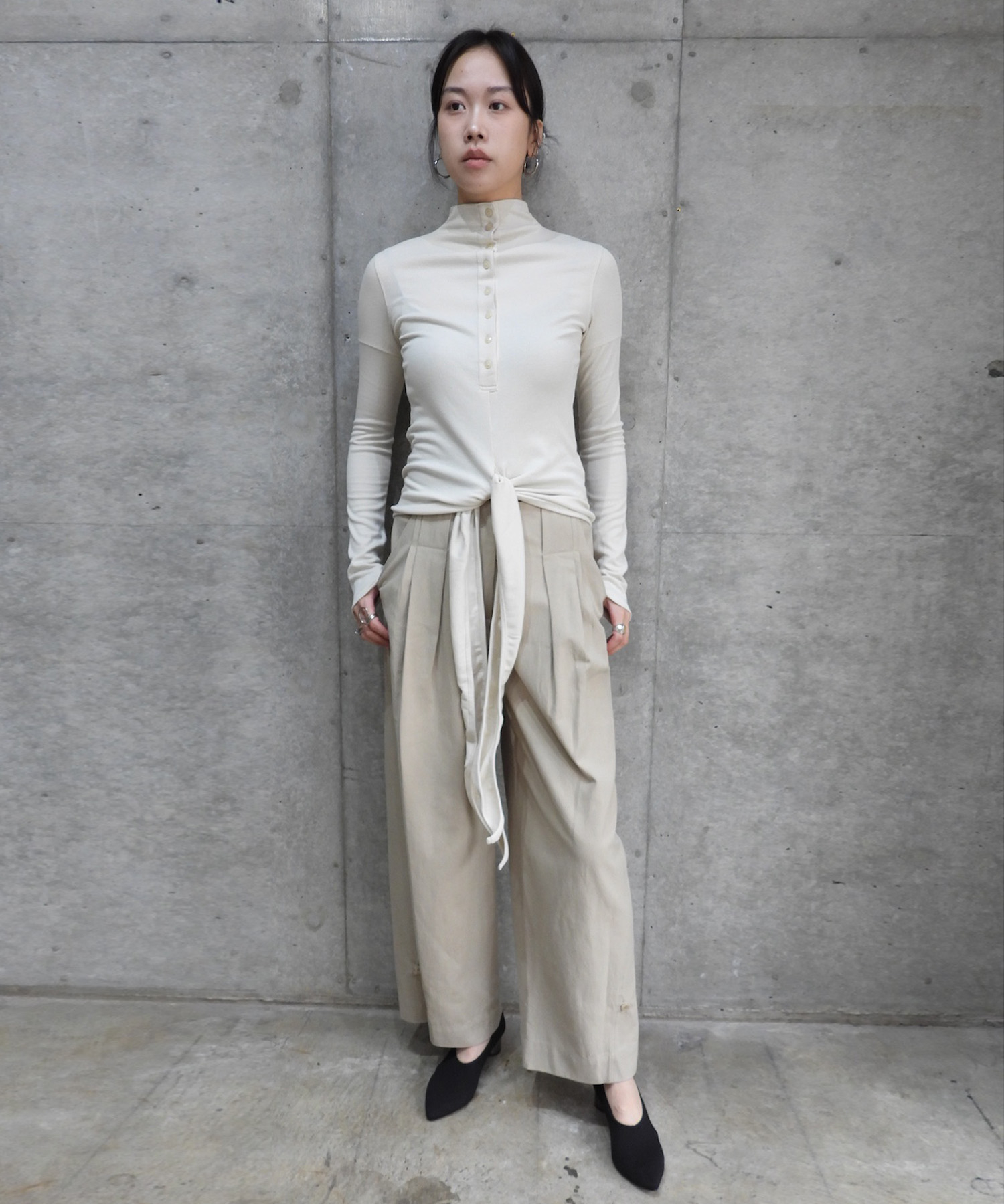 Wide Two-Tuck Pants