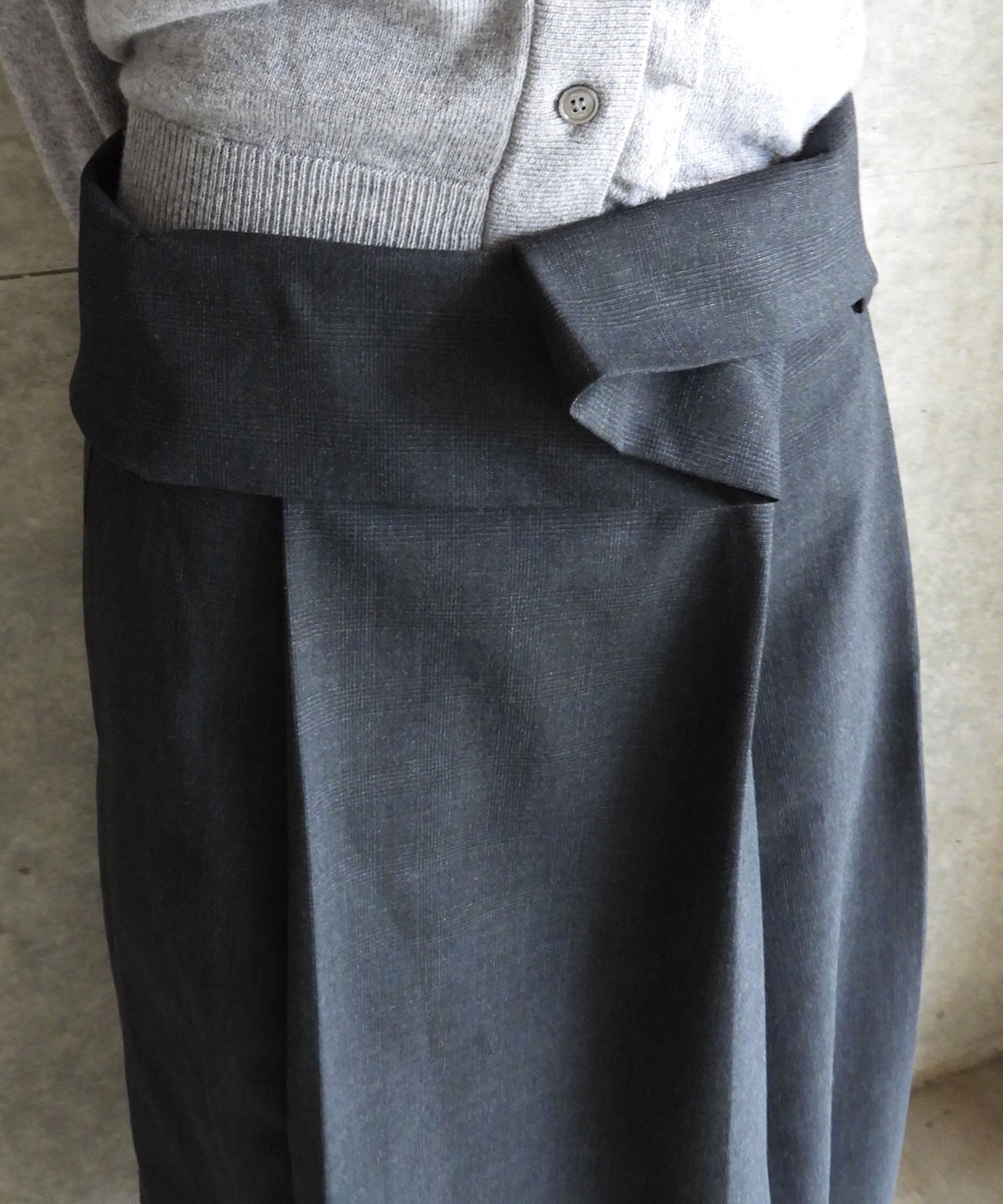 FOLD-OVER CHECK SKIRT