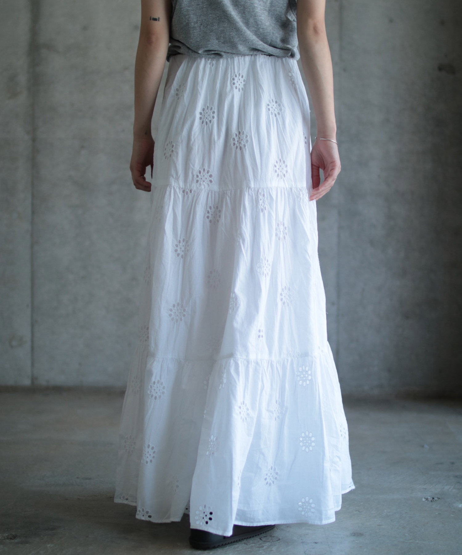 Anglaise maxi skirt