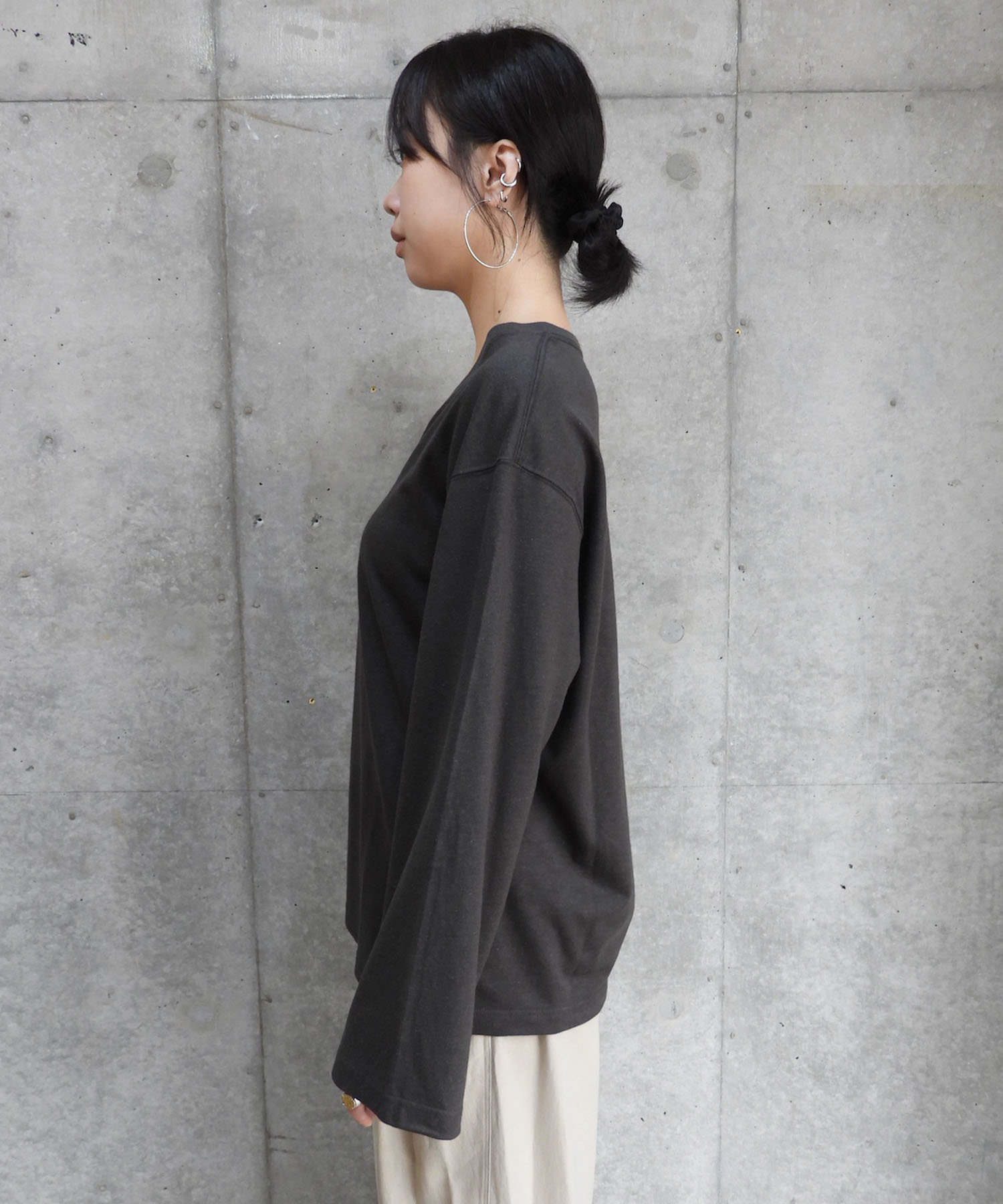 V-neck Long Sleeve Tee