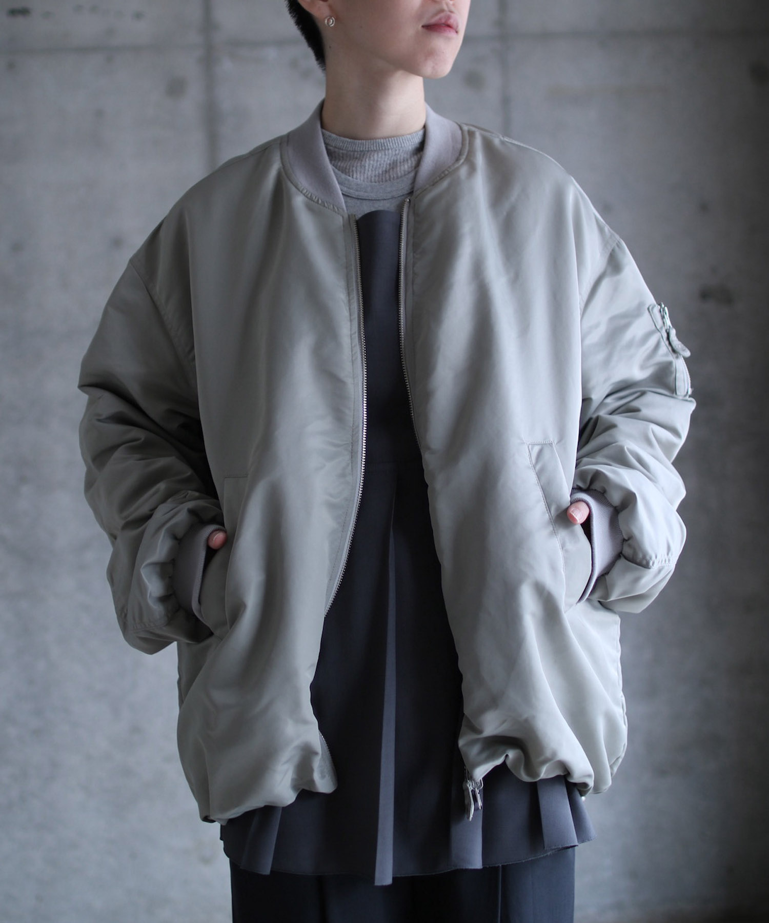 REVERSIBLE OVER FIT MA-1 JACKET