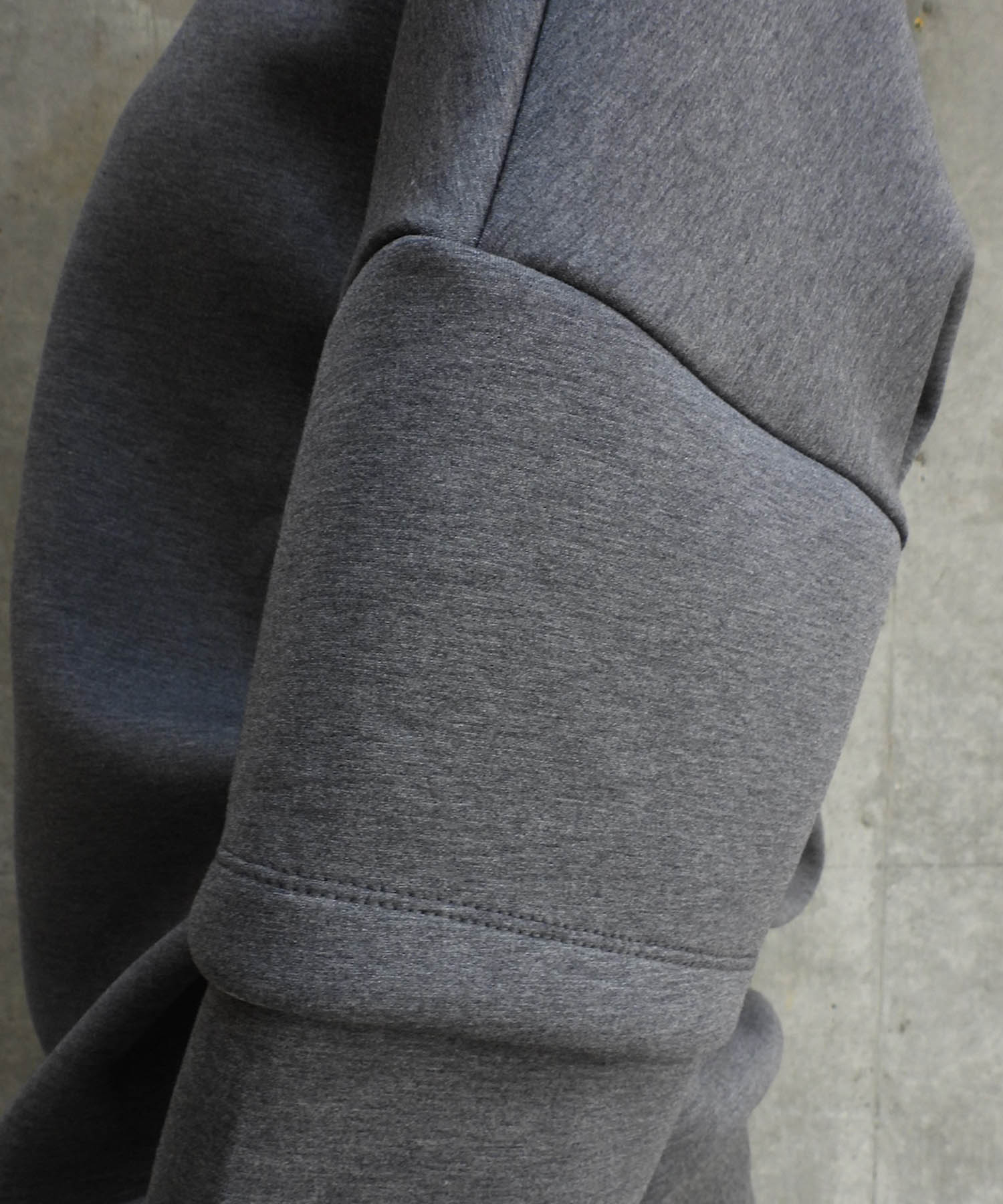 Sweat Double Sleeve top