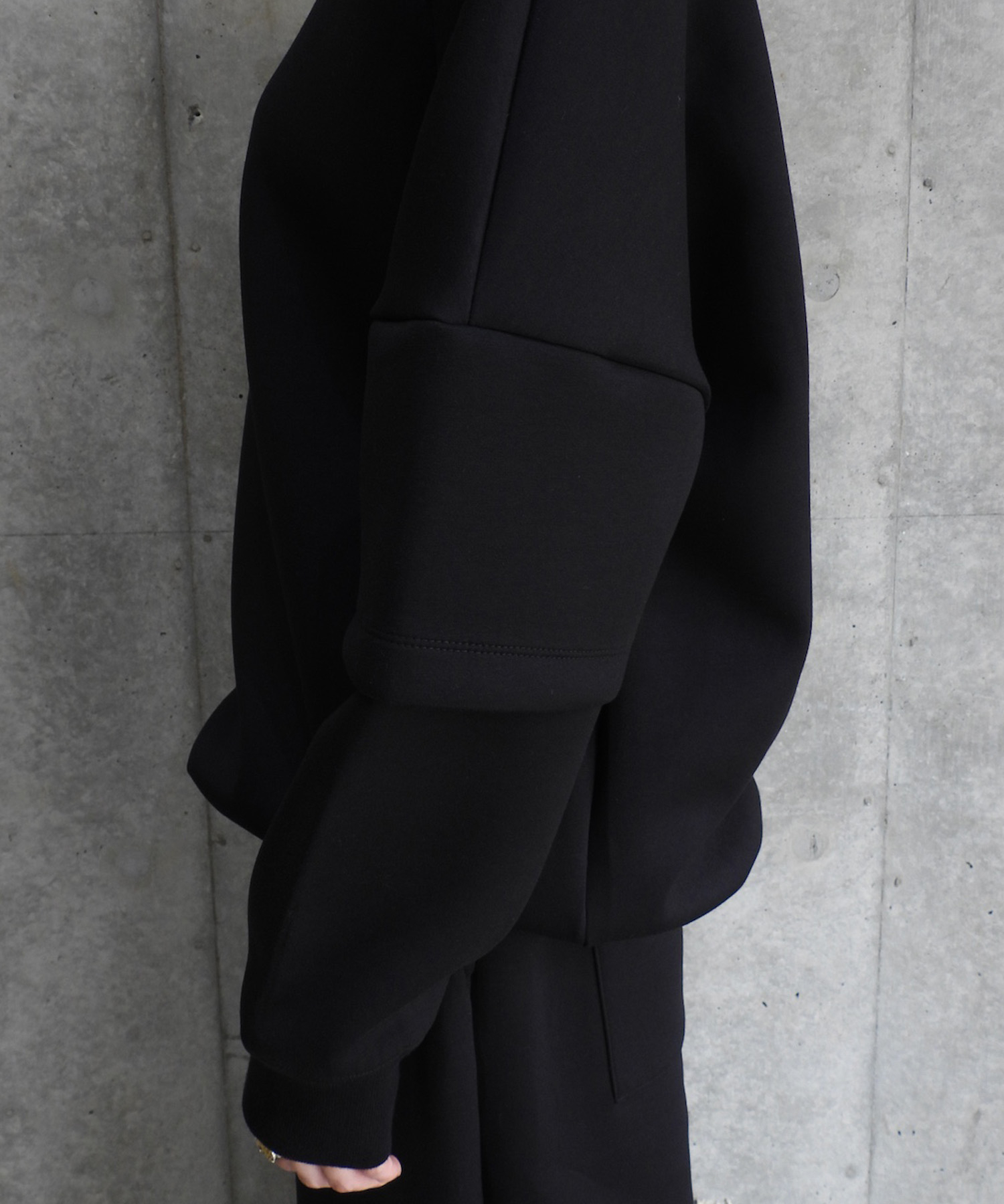 Sweat Double Sleeve top