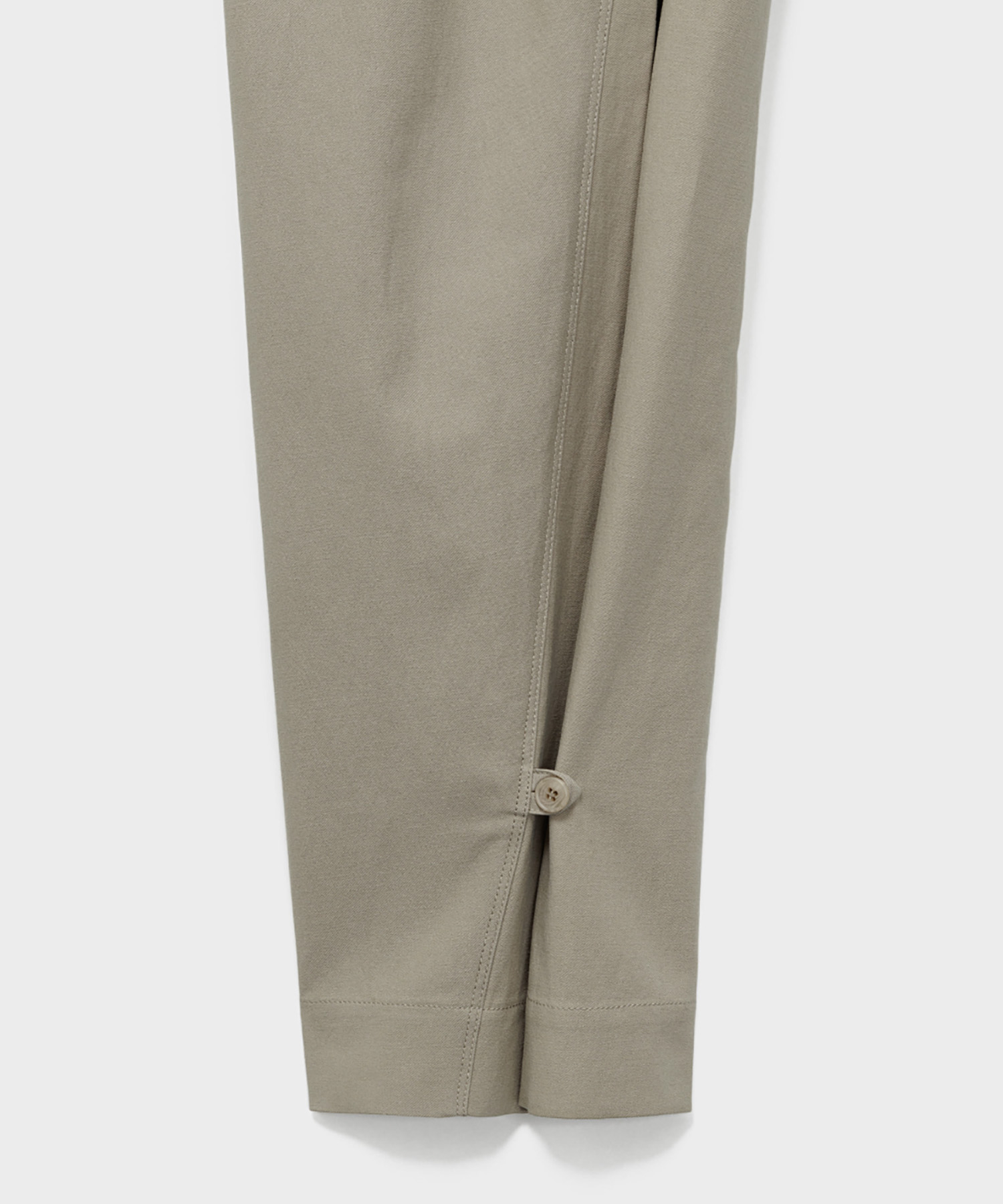 Wide Two-Tuck Pants