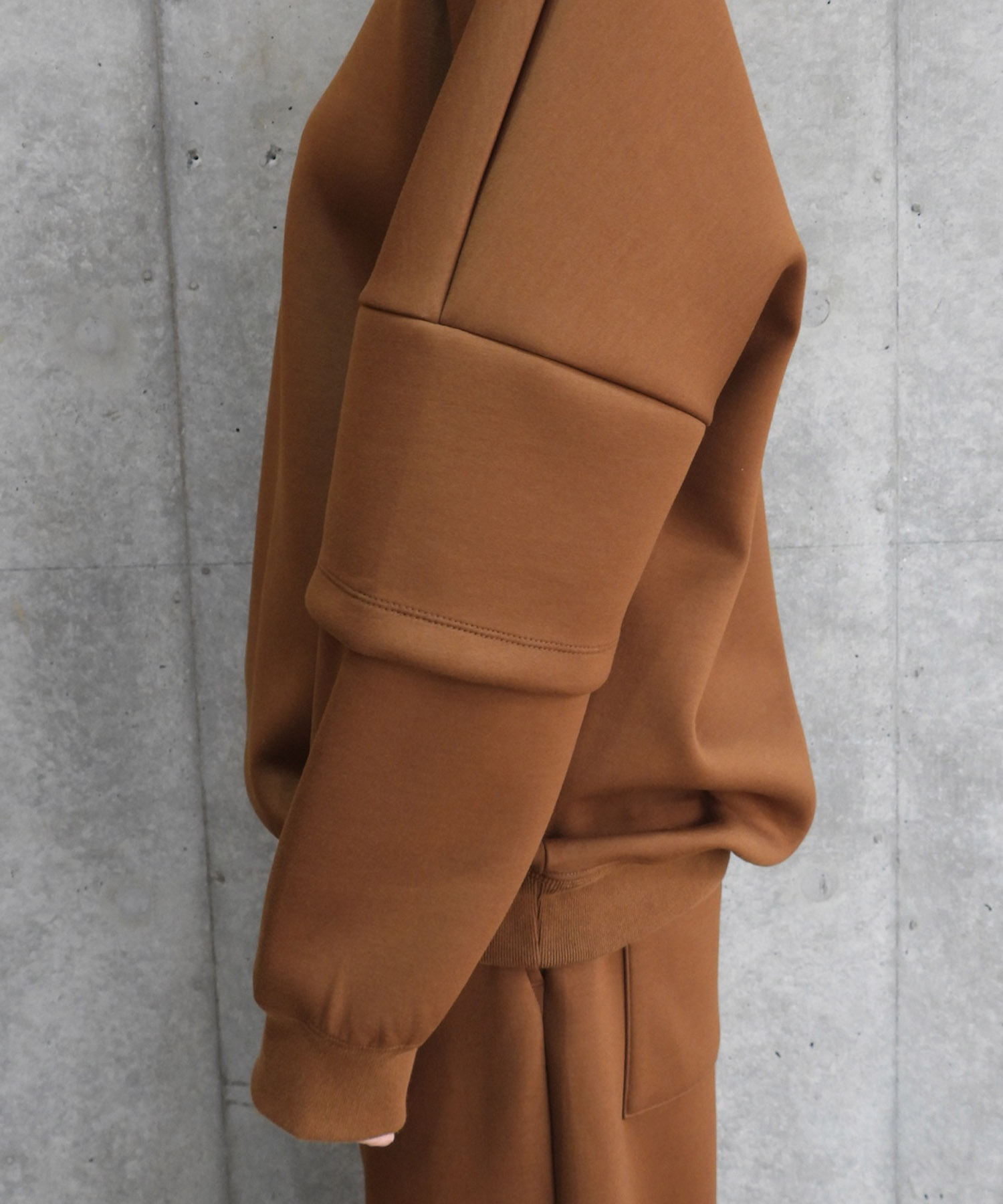 Sweat Double Sleeve top