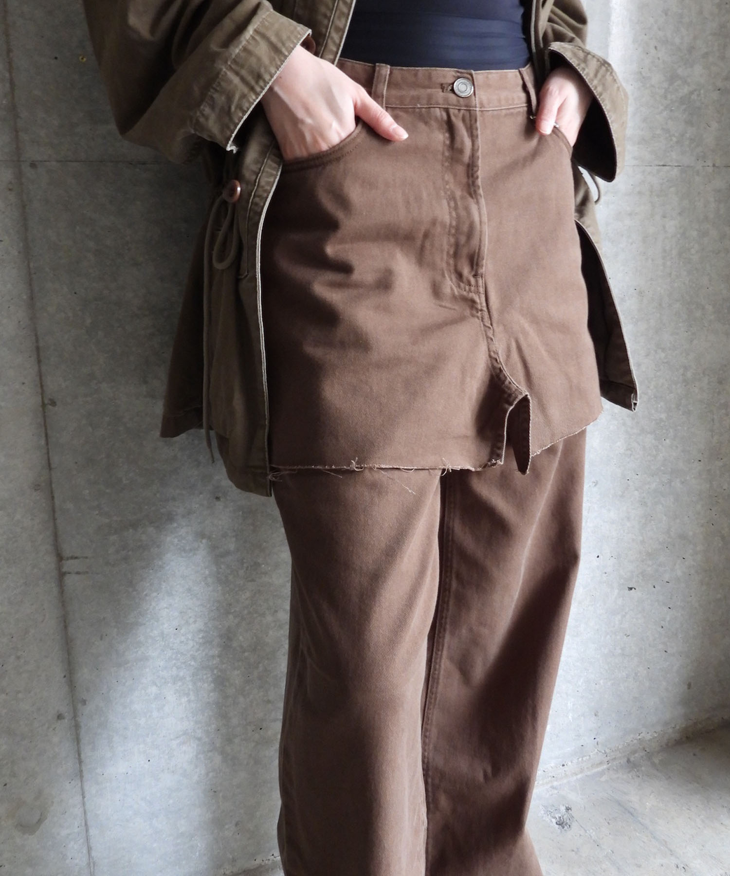 FRAYED PANEL WIDE PANTS