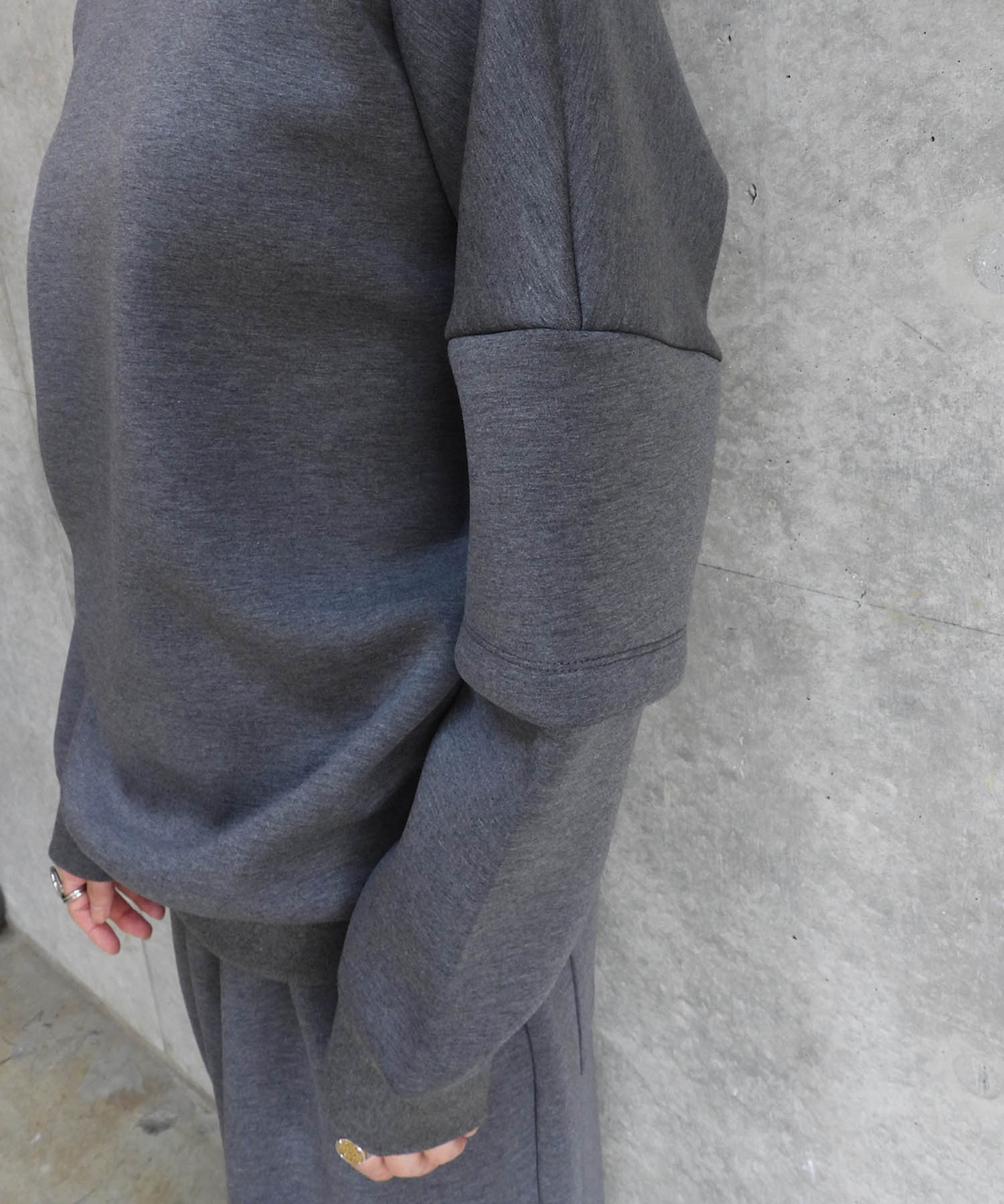 Sweat Double Sleeve top