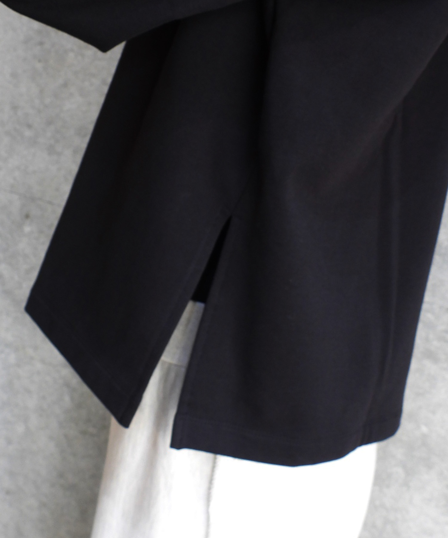 L/S Hole Sweat Shirts