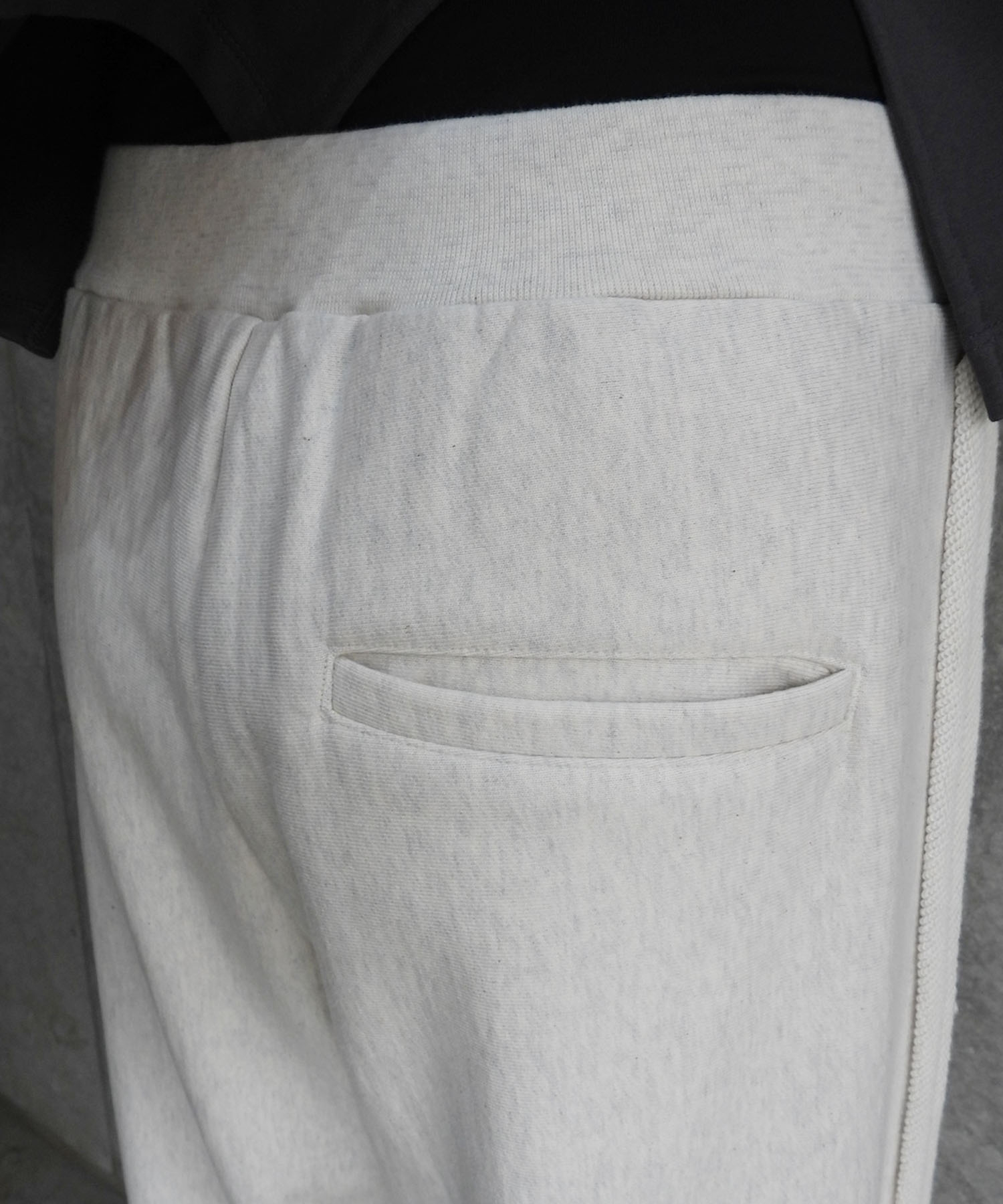 Side Row Edge Slit Pants