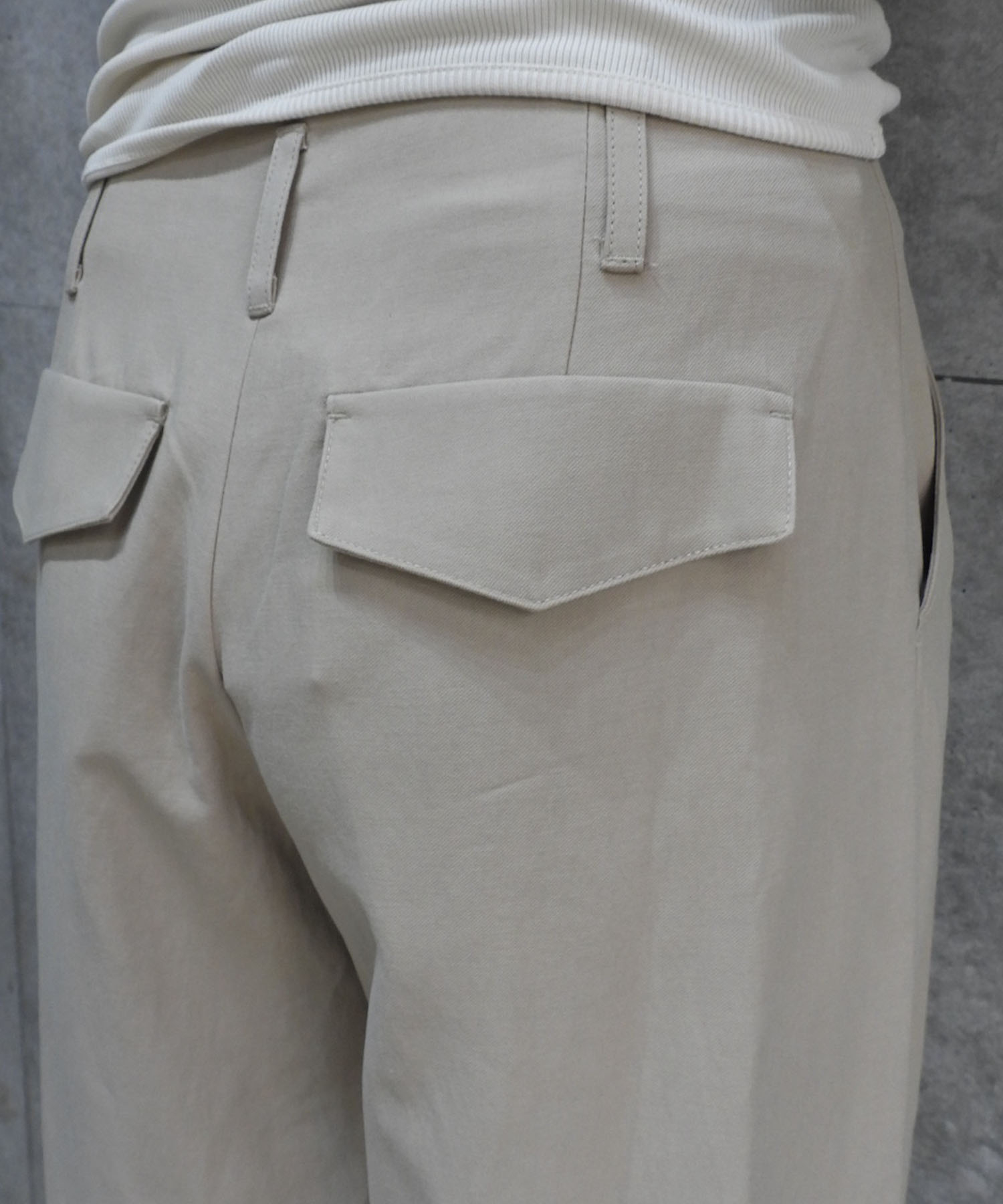 Wide Two-Tuck Pants