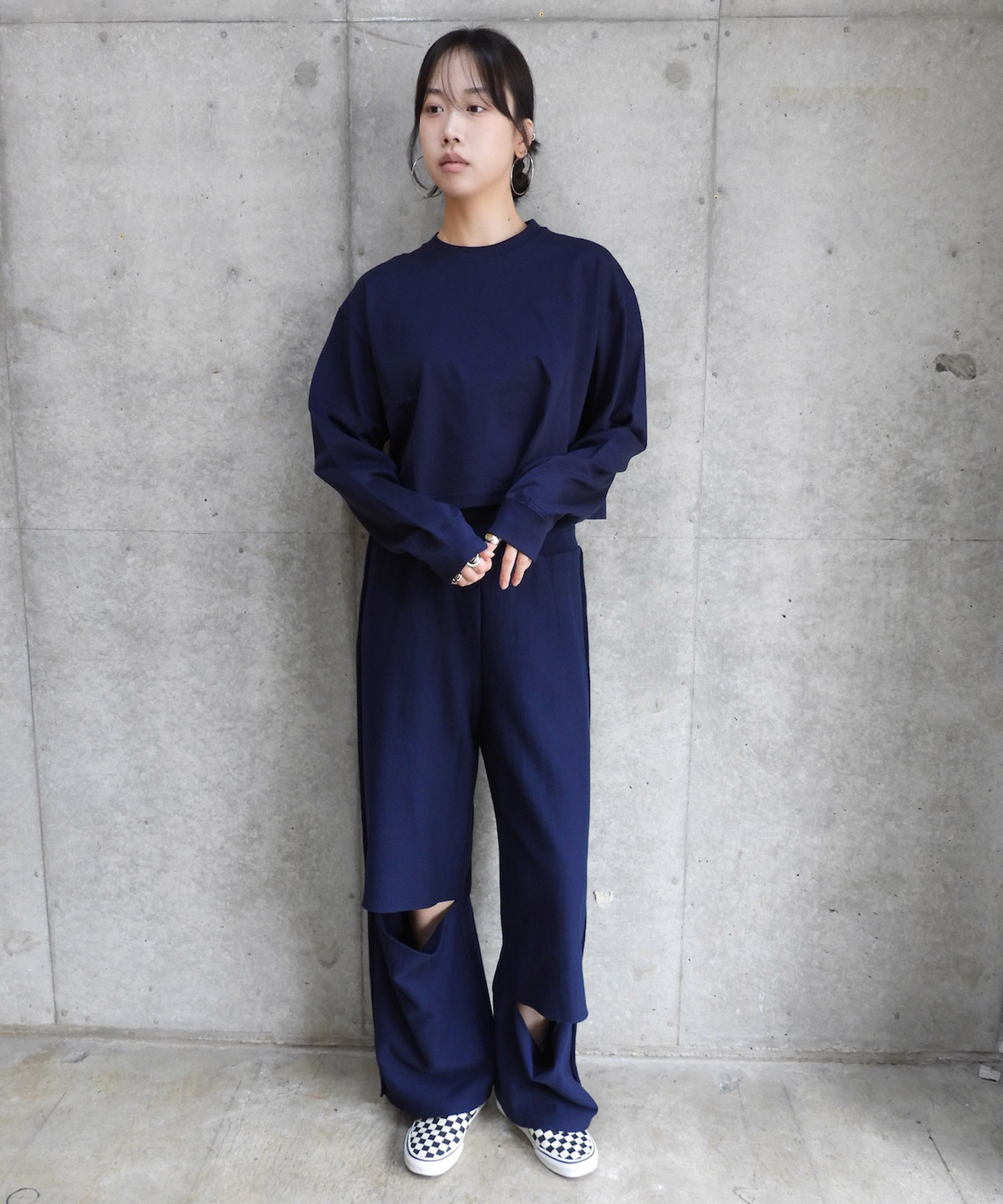 Side Row Edge Slit Pants