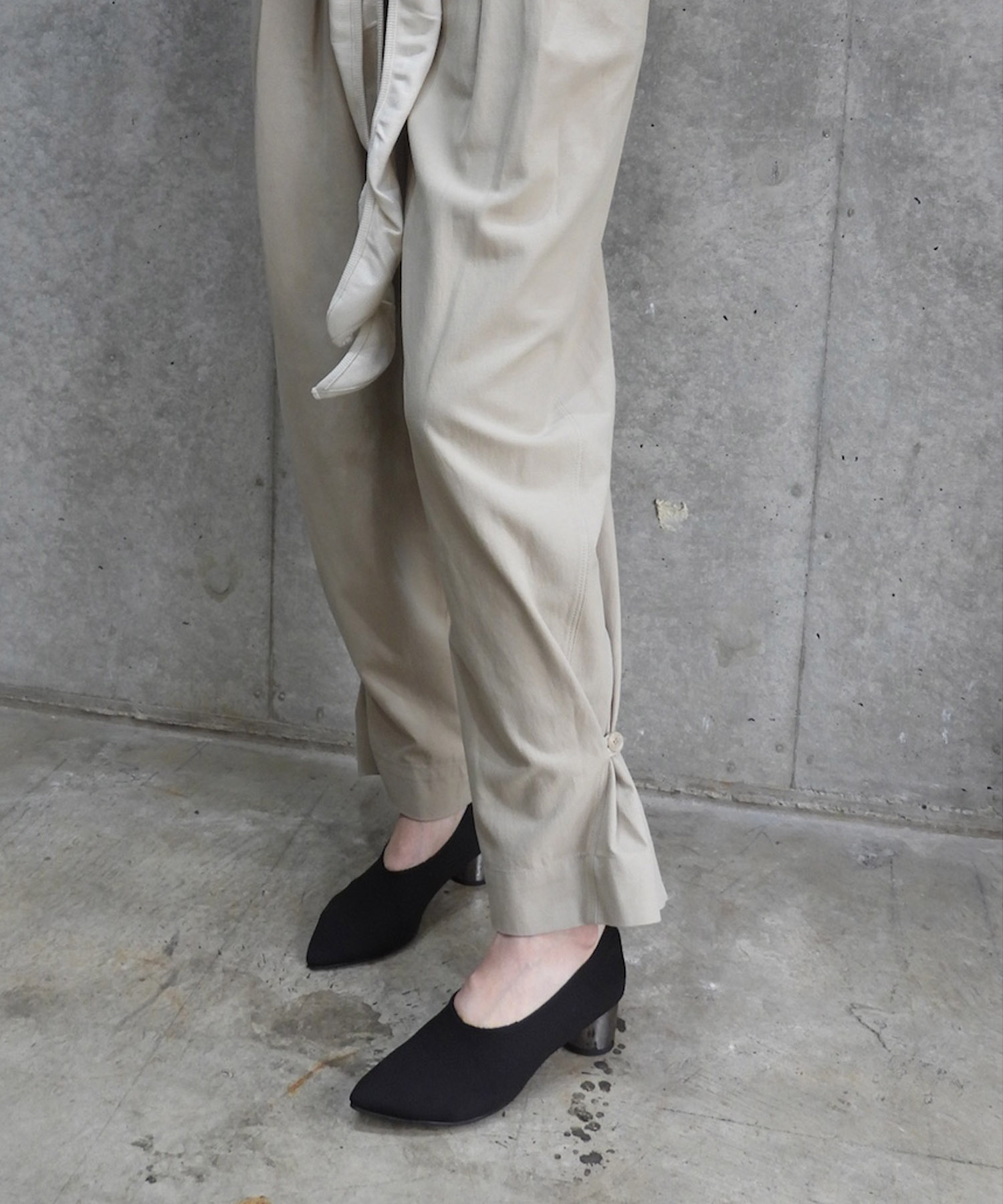 Wide Two-Tuck Pants