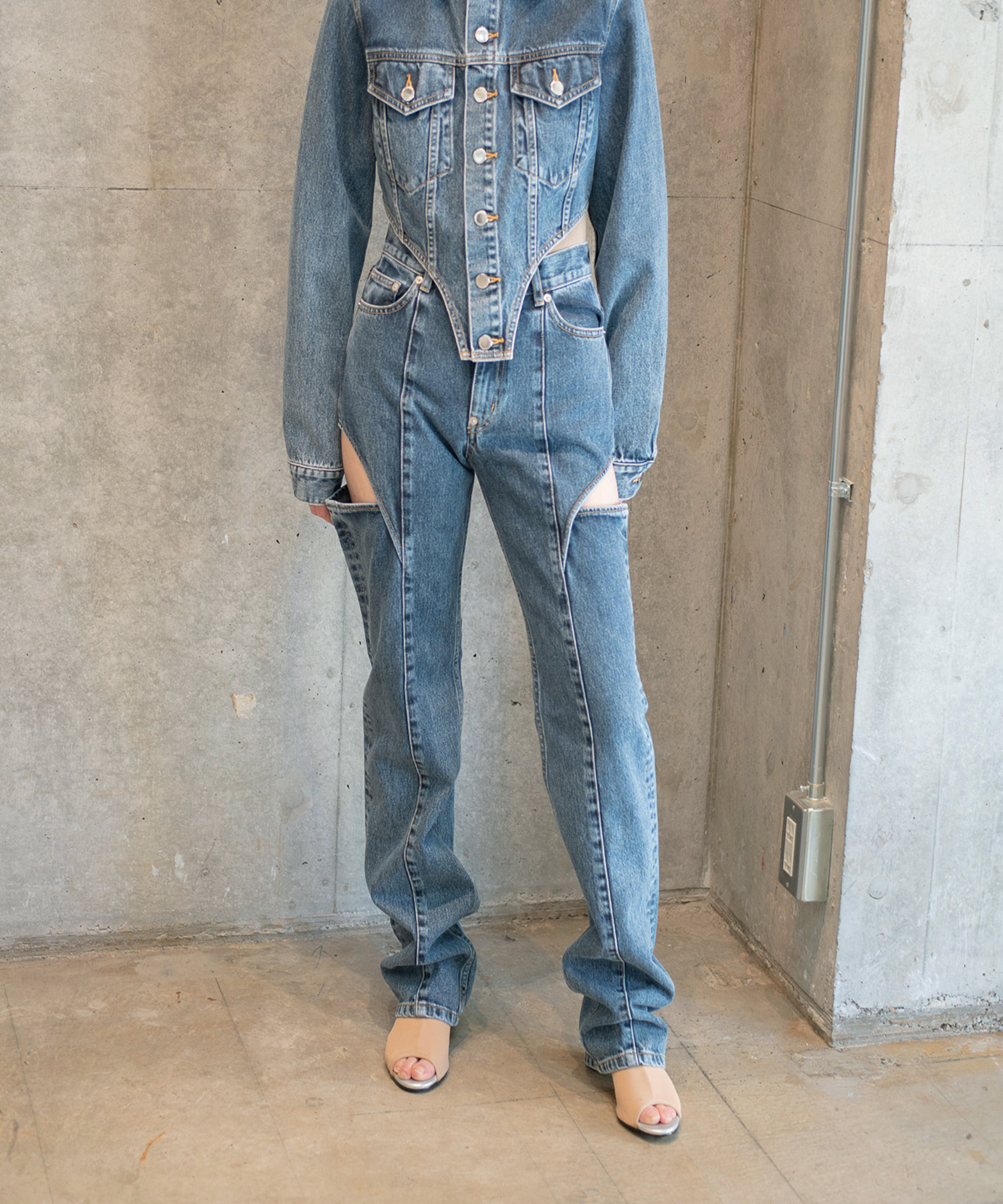 WASHED DENIM HOLLOWED OUT PANTS | k3 online store
