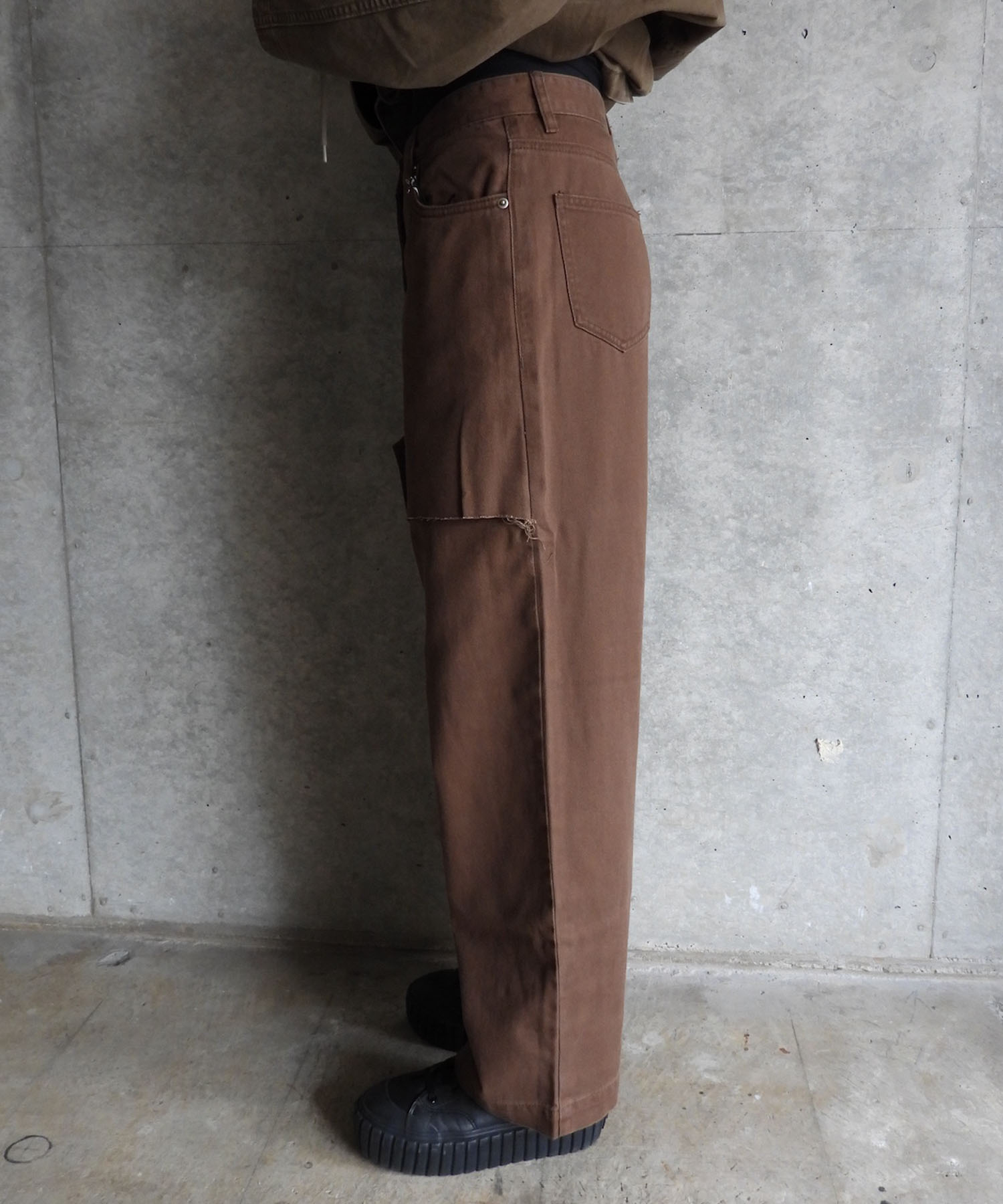 FRAYED PANEL WIDE PANTS