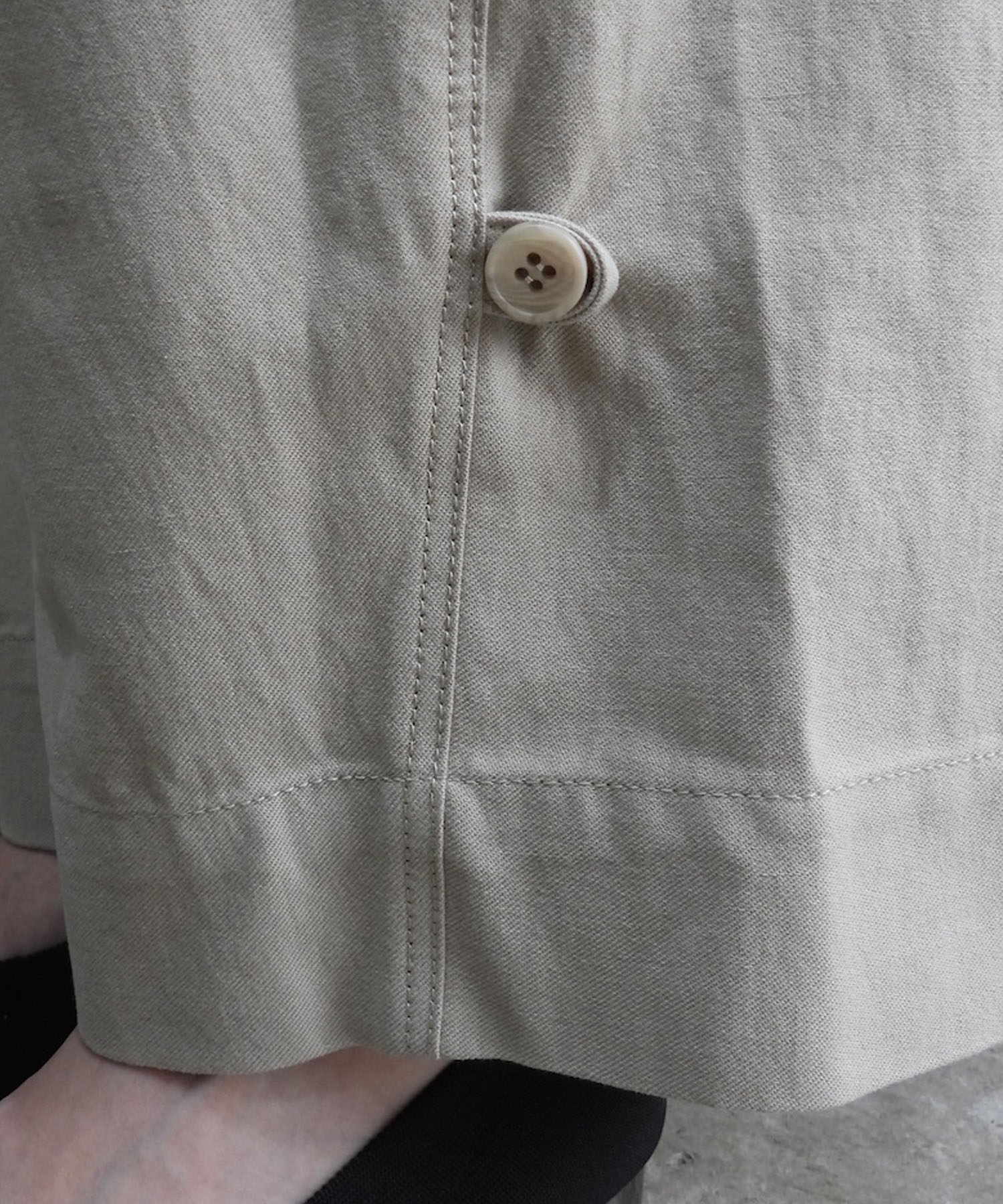 Wide Two-Tuck Pants