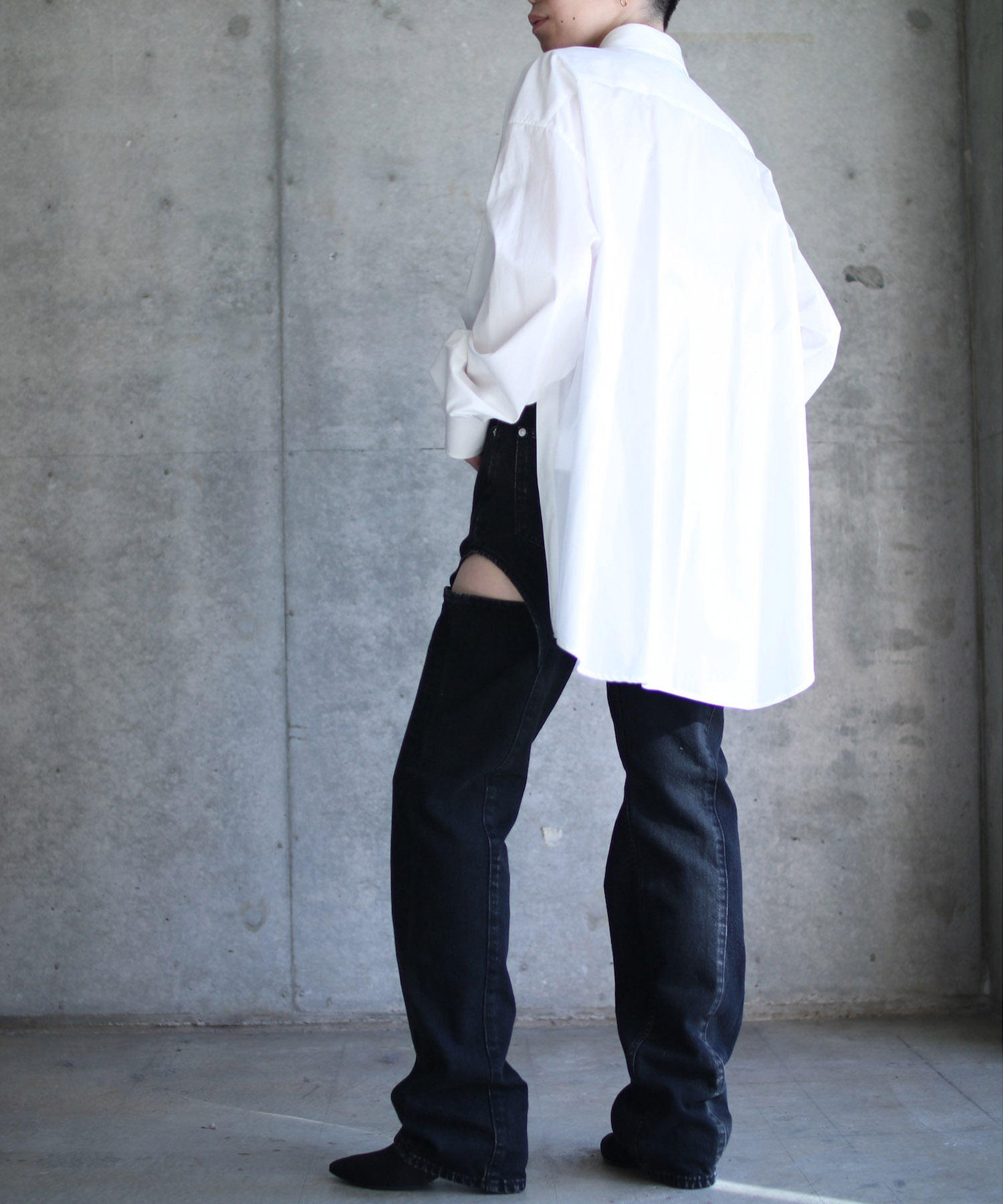 WASHED DENIM HOLLOWED OUT PANT | k3 online store