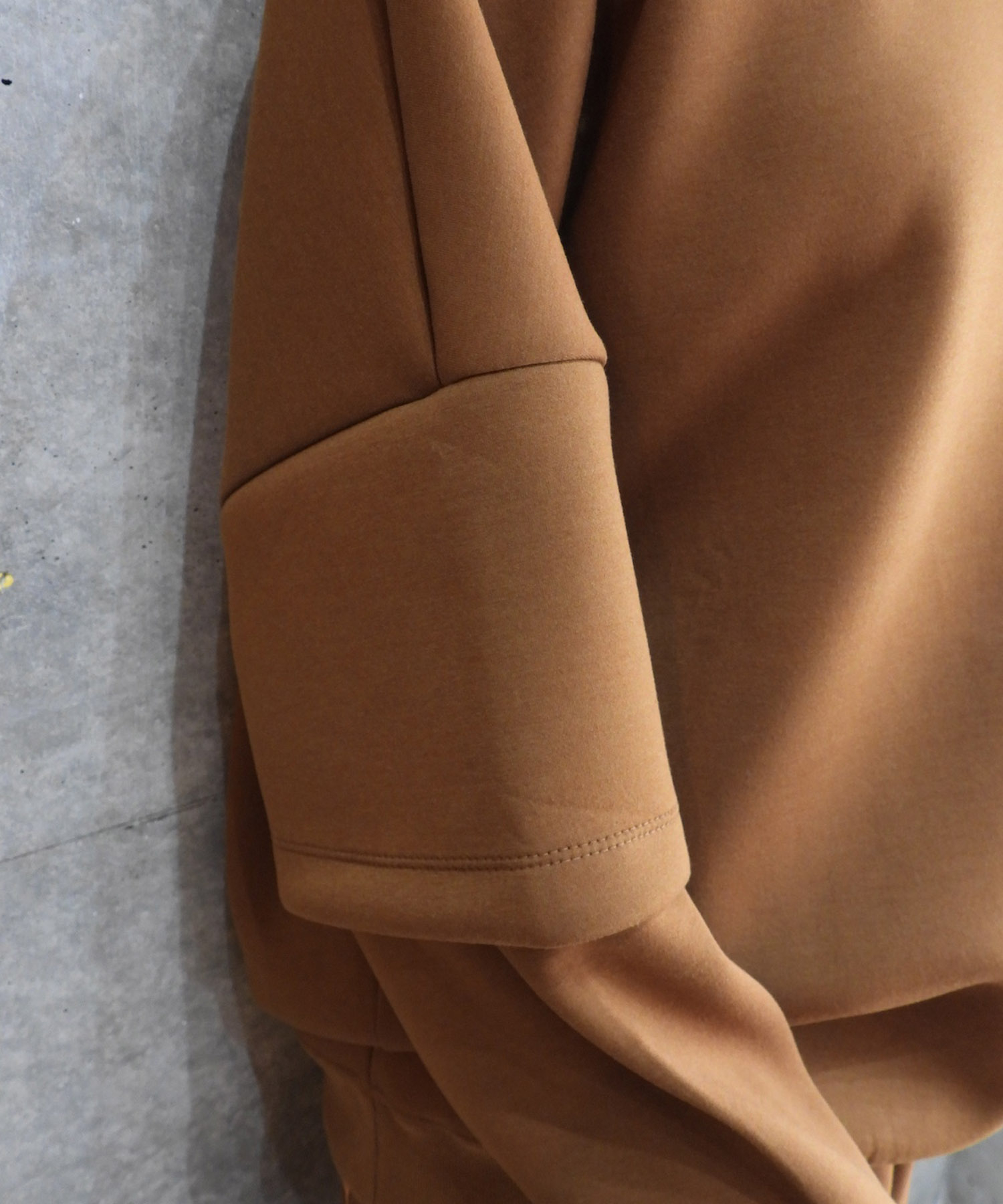 Sweat Double Sleeve top
