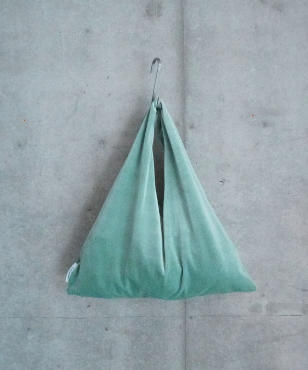 VELVET POUCH