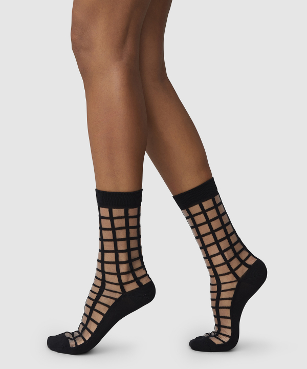 Alicia Grid Socks Black