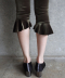 Velvet Volant Capri Pants