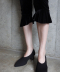 Velvet Volant Capri Pants