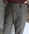 BUTTON DETAIL CAPRI PANTS